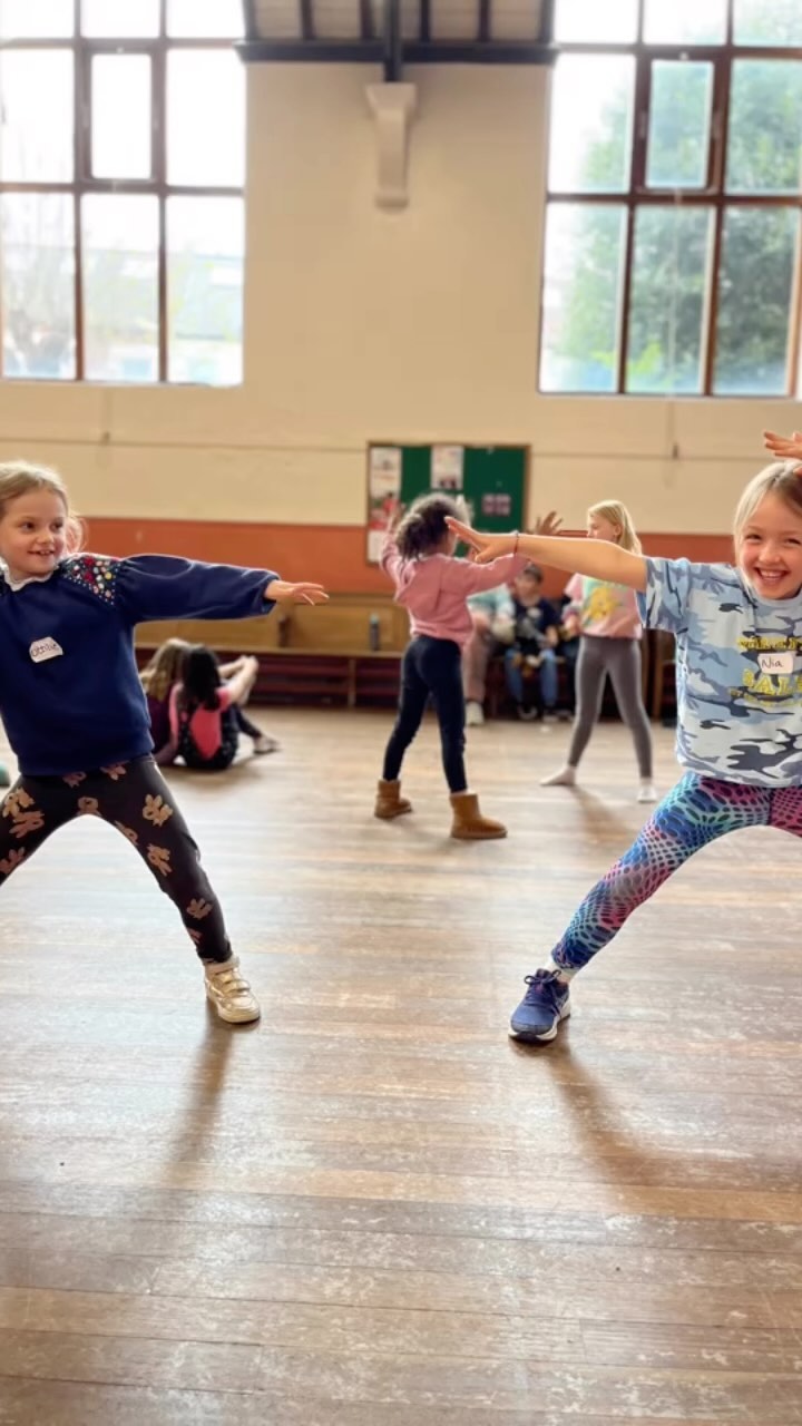 Strike a Pose Workshop 1 🥳🎉🌈🎨🎊