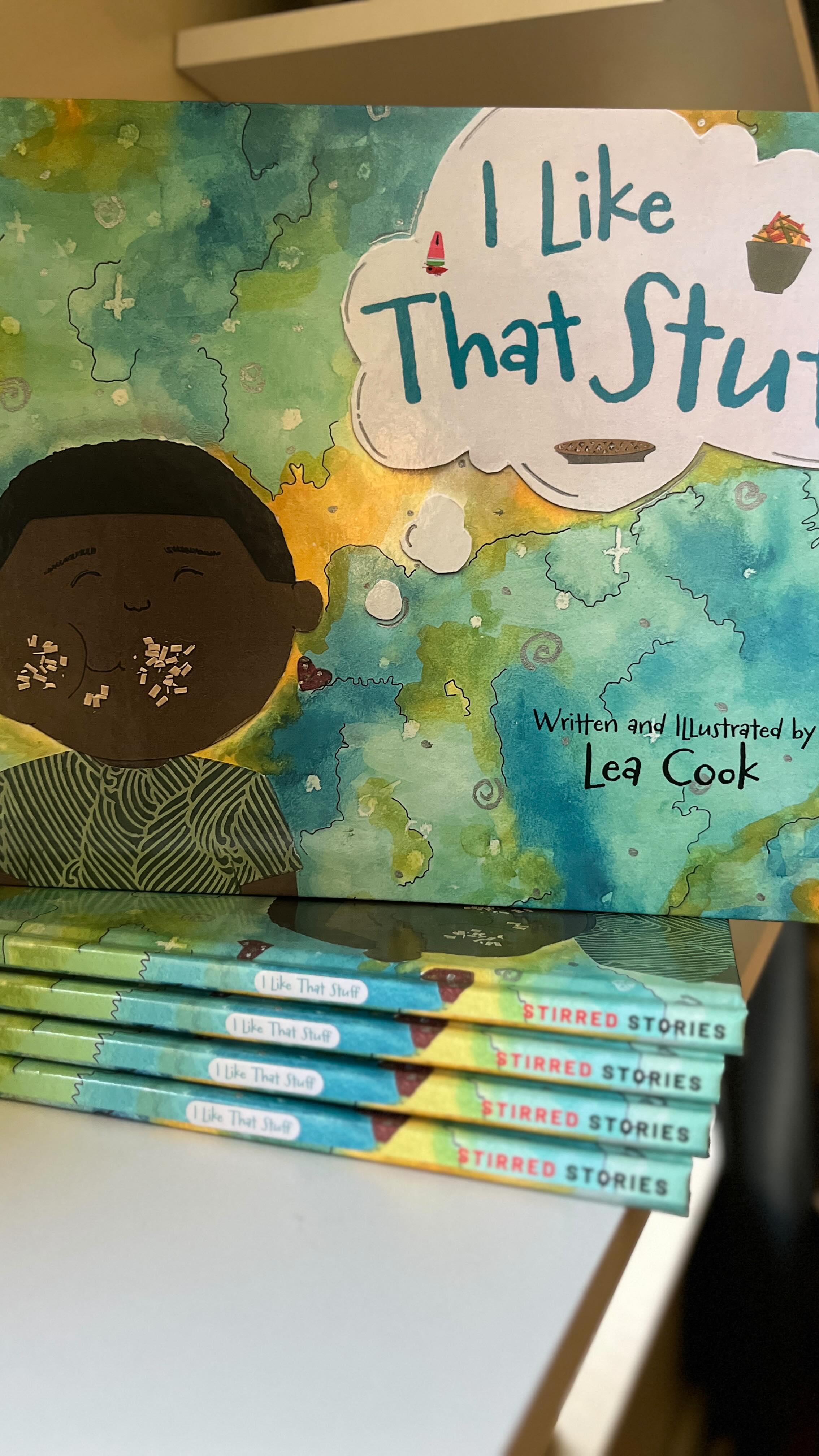 New book!
‘I Like That Stuff’ is out! Thank you to @stirredstories for believing in my work and bringing this dream to reality.
Shout out to Pickle for helping me unbox! And shout out to this wonderful community of learners, thinkers, lovers, friends and family for supporting the importance of storytelling! #grateful 🥰🥹🥰🥹
Purchase ‘I Like That Stuff’ at link in bio!
#book #booklover #childrensbooks #childrensbookillustration #writer #writersofinstagram #collage #bipocbookstagram #bipocbooks #storytelling #unboxing #empower #brave #risktaker