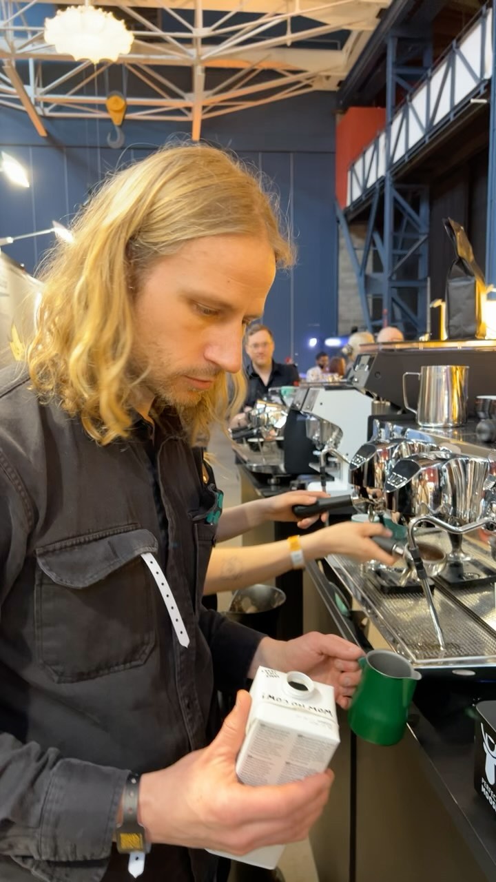 @perfectmoose.foamer