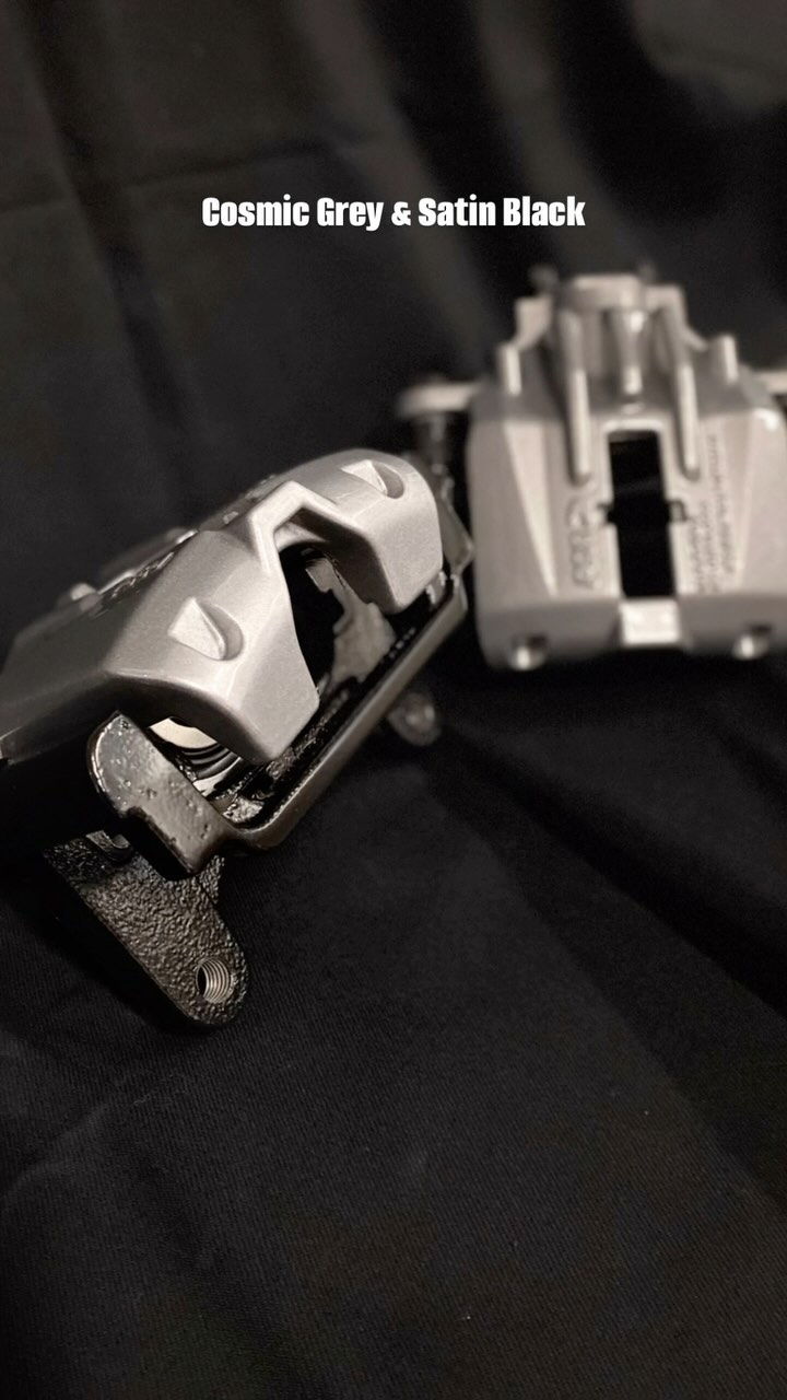 C6 Corvette rears coated in satin black & cosmic grey powder coat. Black Cerakote applied to tolerance critical areas. All calipers are leak tested and then receive a ceramic sealant before returning to the customer. Life’s too short for ugly calipers! Reach out to Caliper Coating Rehab. Fixmyuglycalipers@gmail.com