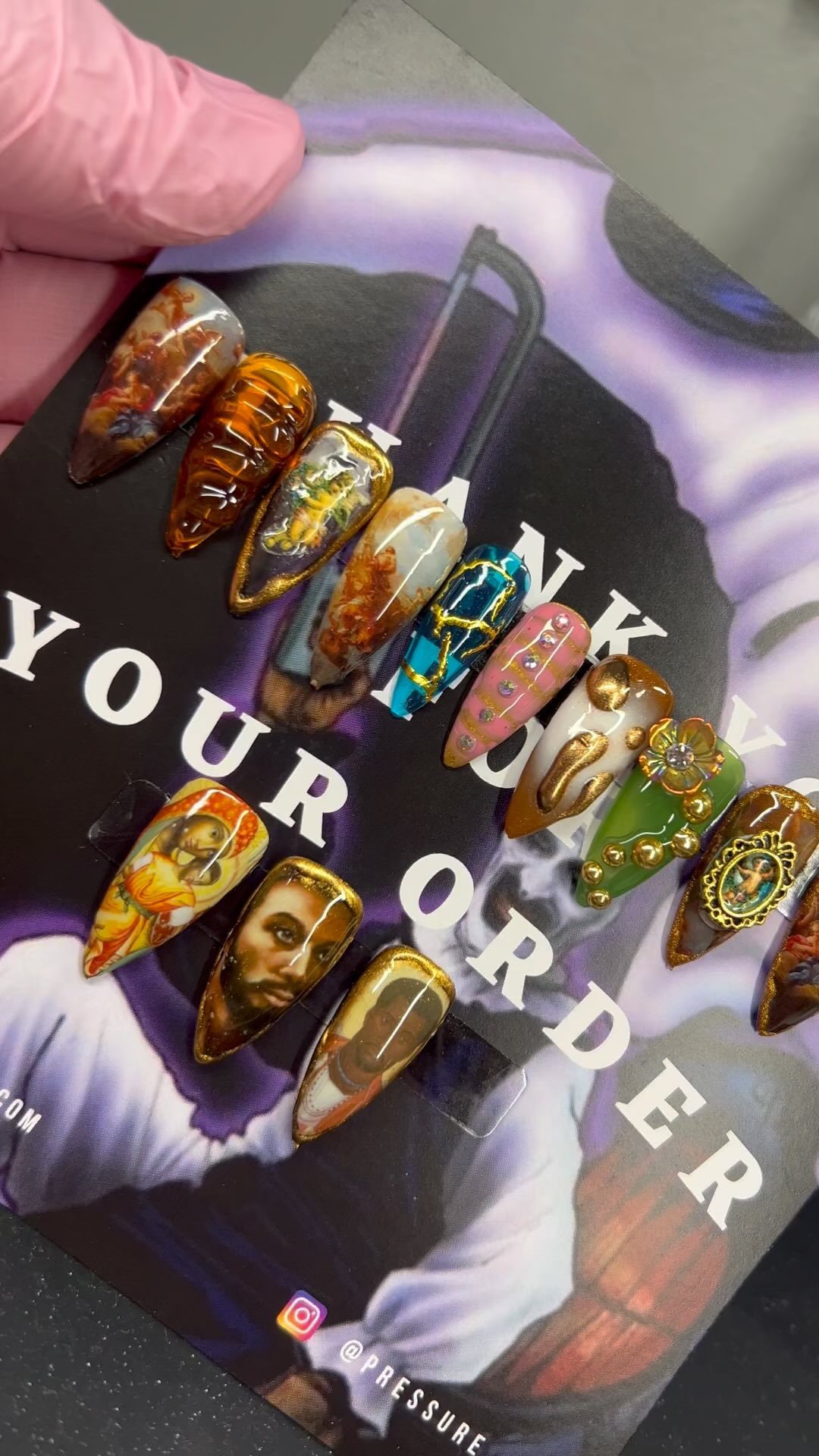 E T H E R E A L 🥹
•
•
The Gurls are getting ready to see beyonce this week! A special custom order! Pure perfection 😍😍😍😍😍