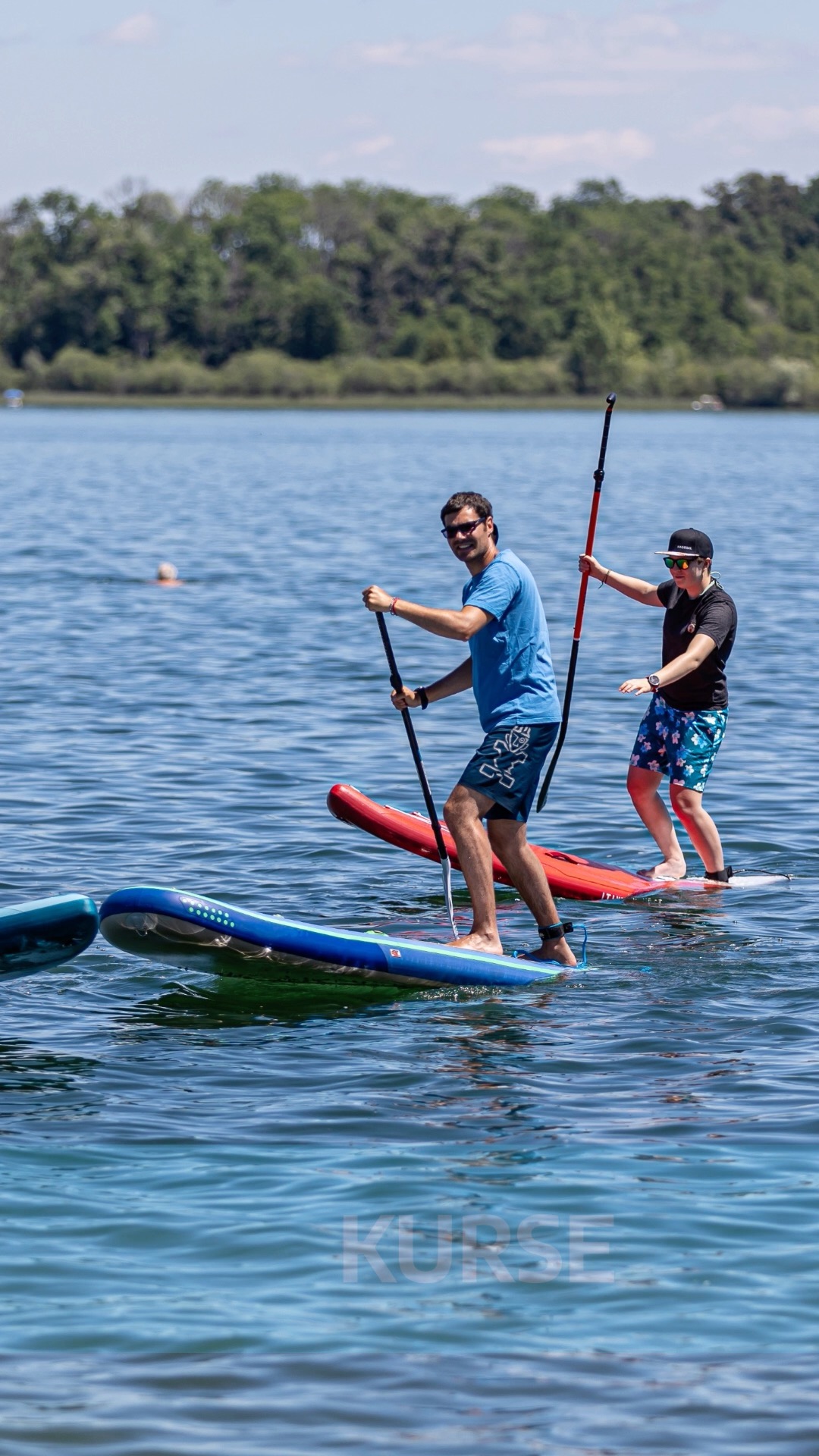 Rauf aufs SUP und den Chiemsee genießen! Unsere Tickets sind aktualisiert - du kannst dir dein Board oder deinen Kursplatz sichern. Wir freuen uns auf dich und die Saison 2025 🤙 #SUP #chiemsee