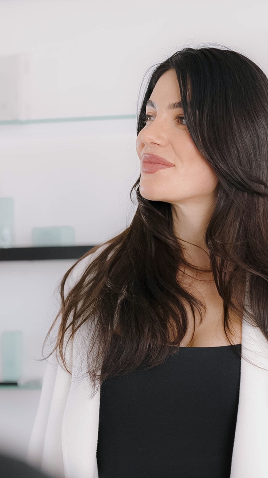 ⇢ Welcome to ALTA Aesthetics!
Your premium destination for advanced aesthetic treatments and personalized care.
We invite you to live an immersive experience where the beauty of nature meets the pinnacle of aesthetic innovation.
📍 Located in the serene Swiss Alps in Crans-Montana
----------
⇢ Bienvenue chez ALTA Aesthetics !
Votre destination premium pour des traitements esthétiques avancés et des soins personnalisés.
Nous vous invitons à vivre une expérience immersive où la beauté de la nature rencontre le summum de l'innovation esthétique.
📍 Situé dans la sérénité des Alpes suisses à Crans-Montana