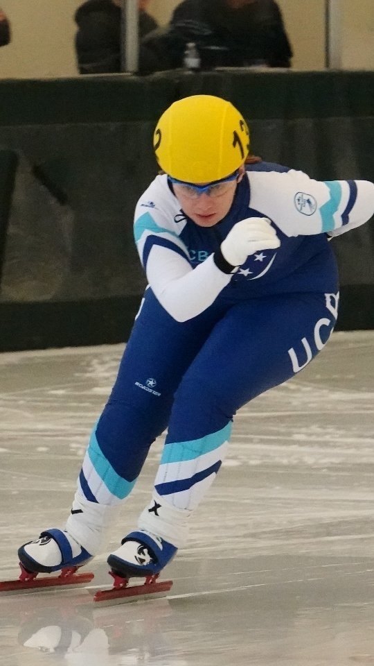 UCB spent the weekend in the 🦌👁 state with @cleveland_heights_speedskating for their Ohio Invitational. Thank you for having us, it was great!