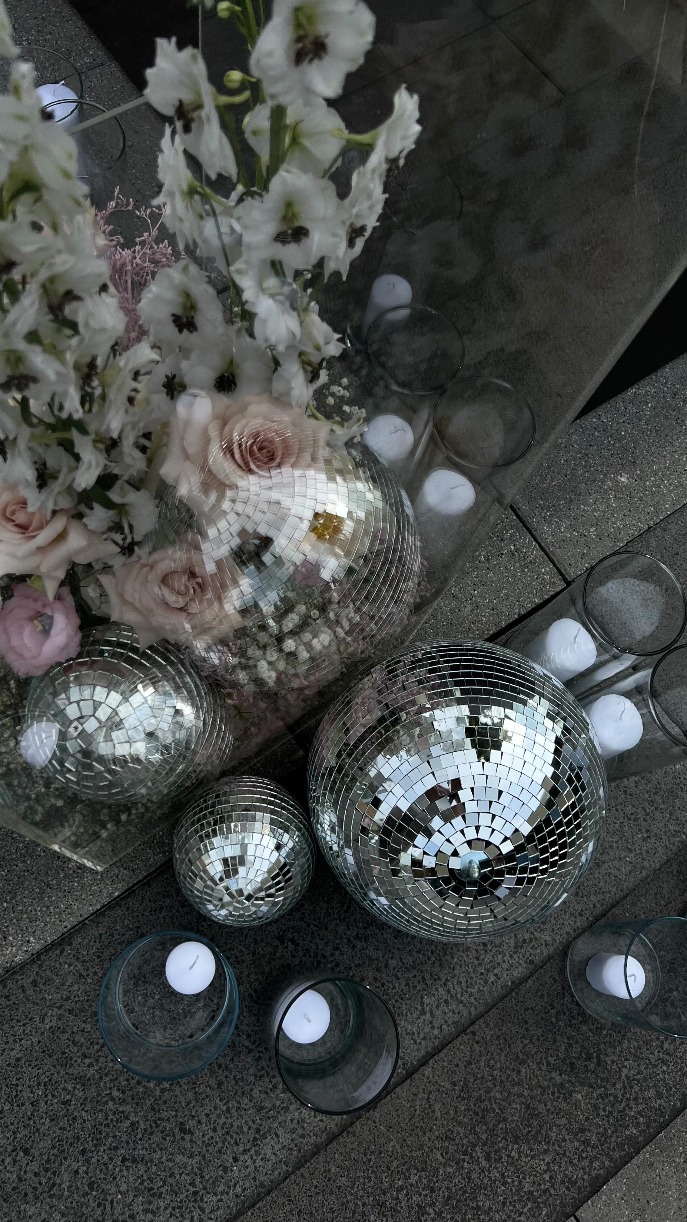 Hihiiiiiiiiii🤣
Heute mal eine Erinnerung mit einem meiner ersten Videos 🤍
Und ich weiß noch GEEENAU, wie es sich angefühlt hat ….
HIIIIILFE-es war so unangenehm sich selber zu hören ….
Aber wahrscheinlich geht es einfach JEDEM SO 😮💨
#erstenvideos #fürinsta #10yearsago #blondie