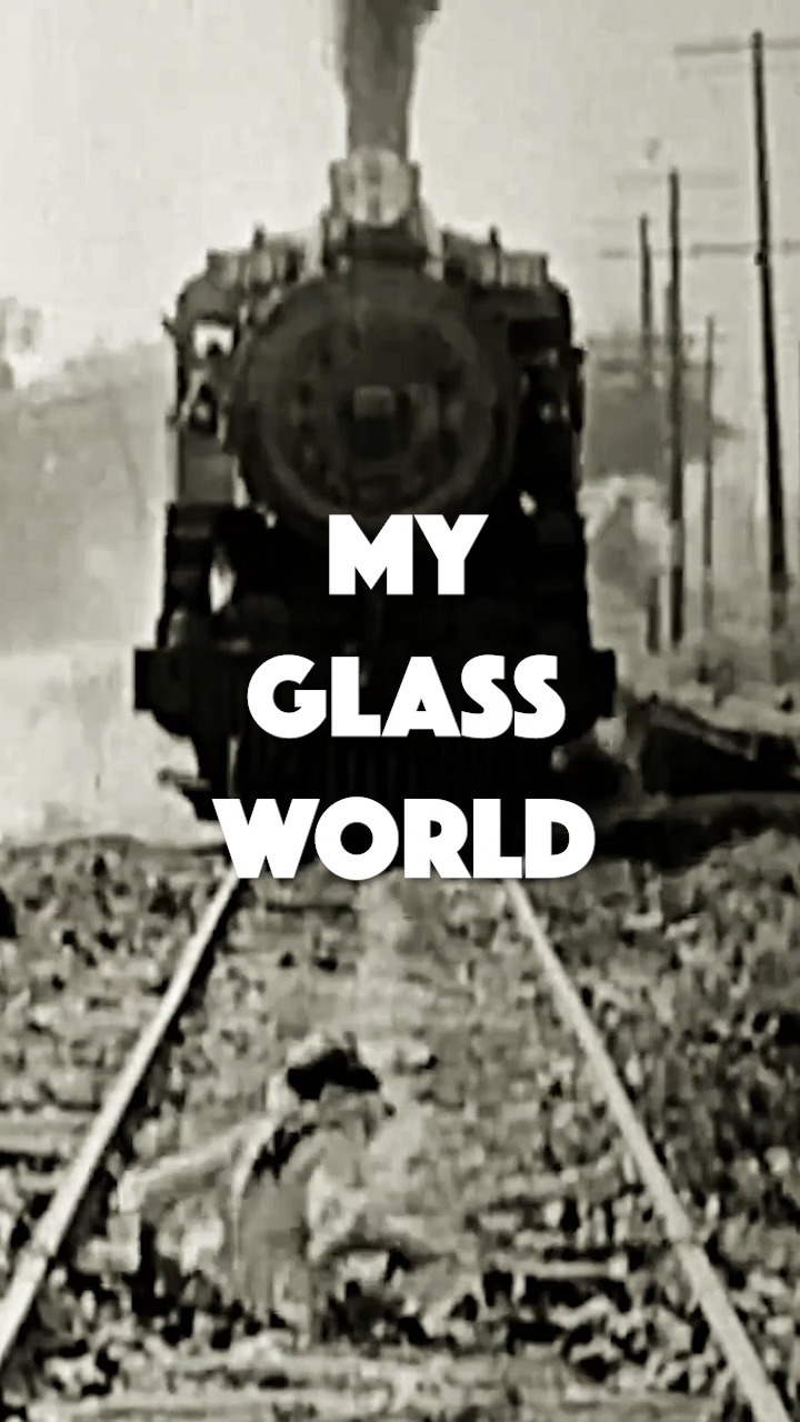 Hot off the press from Indie Tapes 🗞️
"Incredibly captivating"
Link in bio to take a read.
#myglassworld #alwaysanothertrain #review #outnow #newmusic
indie-tapes.com/post/764170372848484352/my-glass-world-always-another-train-indie-rock