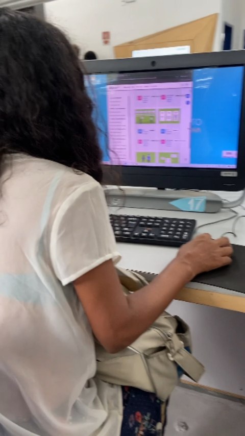 🚀 Venha conhecer as Naves do Conhecimento! 🚀
Já conhece a Nave do Conhecimento da Penha?
Se liga nessa dica: a Nave Penha é o espaço perfeito
para mergulhar em tecnologia, aprender coisas novas e se divertir! 📚✨
Localizada na zona norte do Rio, pertinho do Greip, a Nave oferece acesso gratuito a uma infraestrutura completa para você estudar, trabalhar e se atualizar.
Curte aprender algo novo? Aqui você encontra cursos e workshops para todas as idades e interesses. E se a ideia for relaxar, ainda acontecem sessões de cinema no Cine Nave 🎬🍿.
Chega mais e descubra tudo o que a Nave Penha pode oferecer!