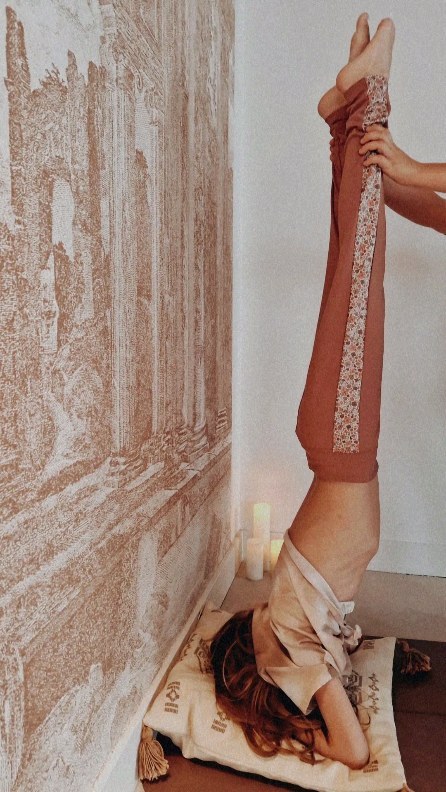 🎃 Oz'enfants Halloween 🎃
__
Nos petits sorciers ont dormi en chauve souris la tête a l'envers, jetés un sort aux monstres et touillés la potion magique pour évacuer les peurs.
__
#yogakids #ozenfants #halloweenparty #emotions