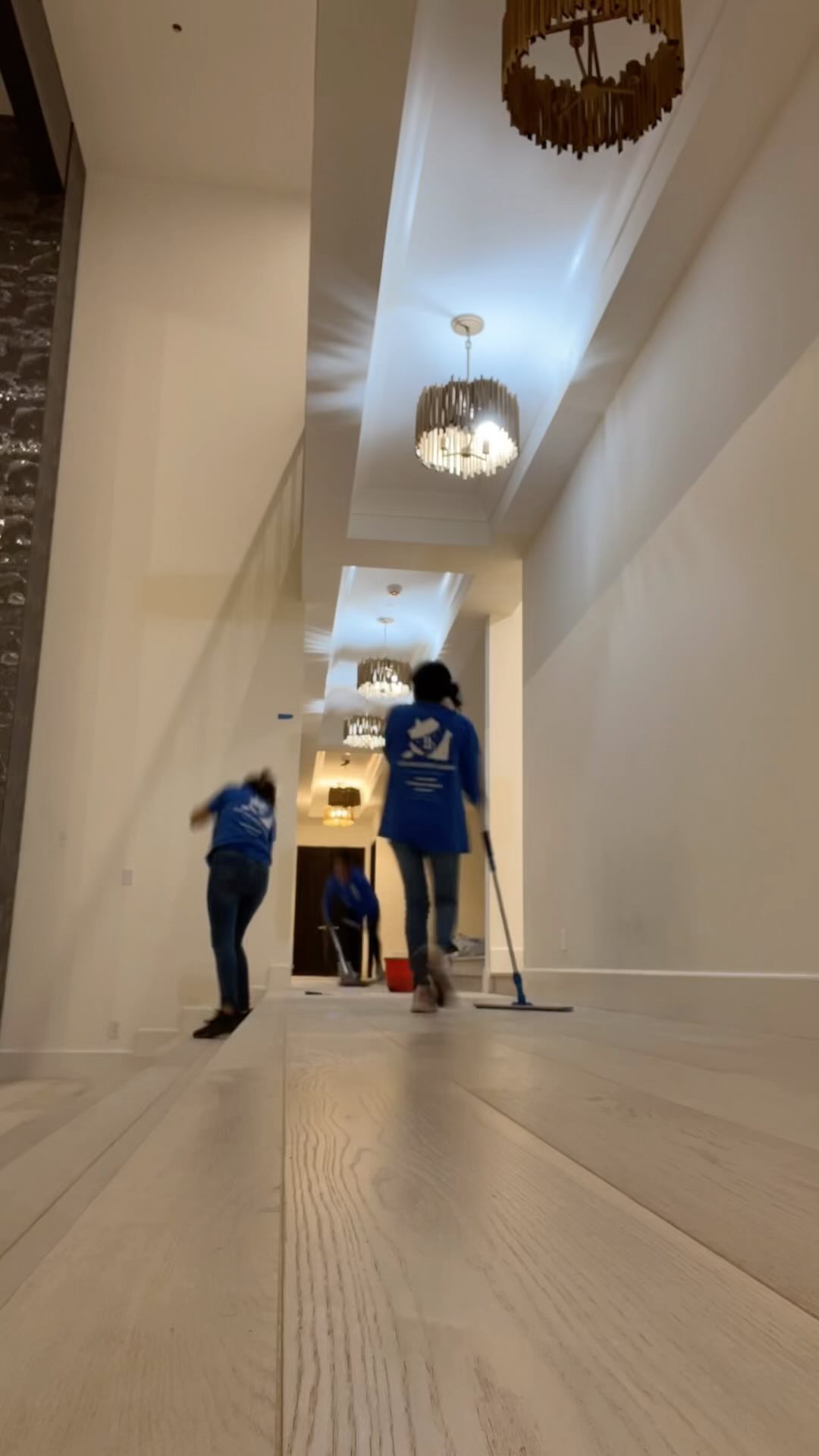 POST CONSTRUCTION CLEAN UP
FLOORS 🧹
#reno #tahoe #bluelakehousecleaning