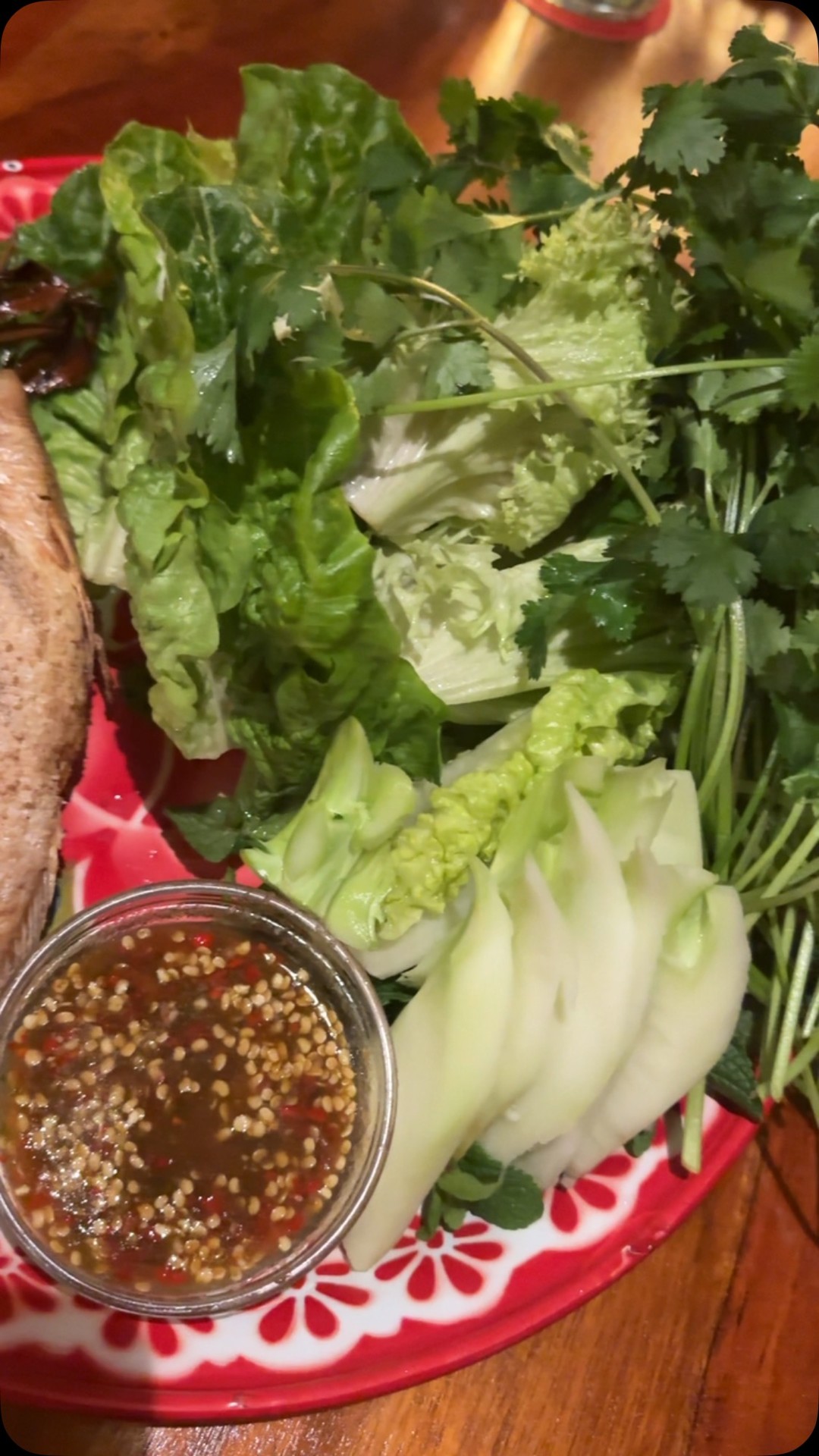 เมี่ยงปลาเผาก็มีค่ะ😋