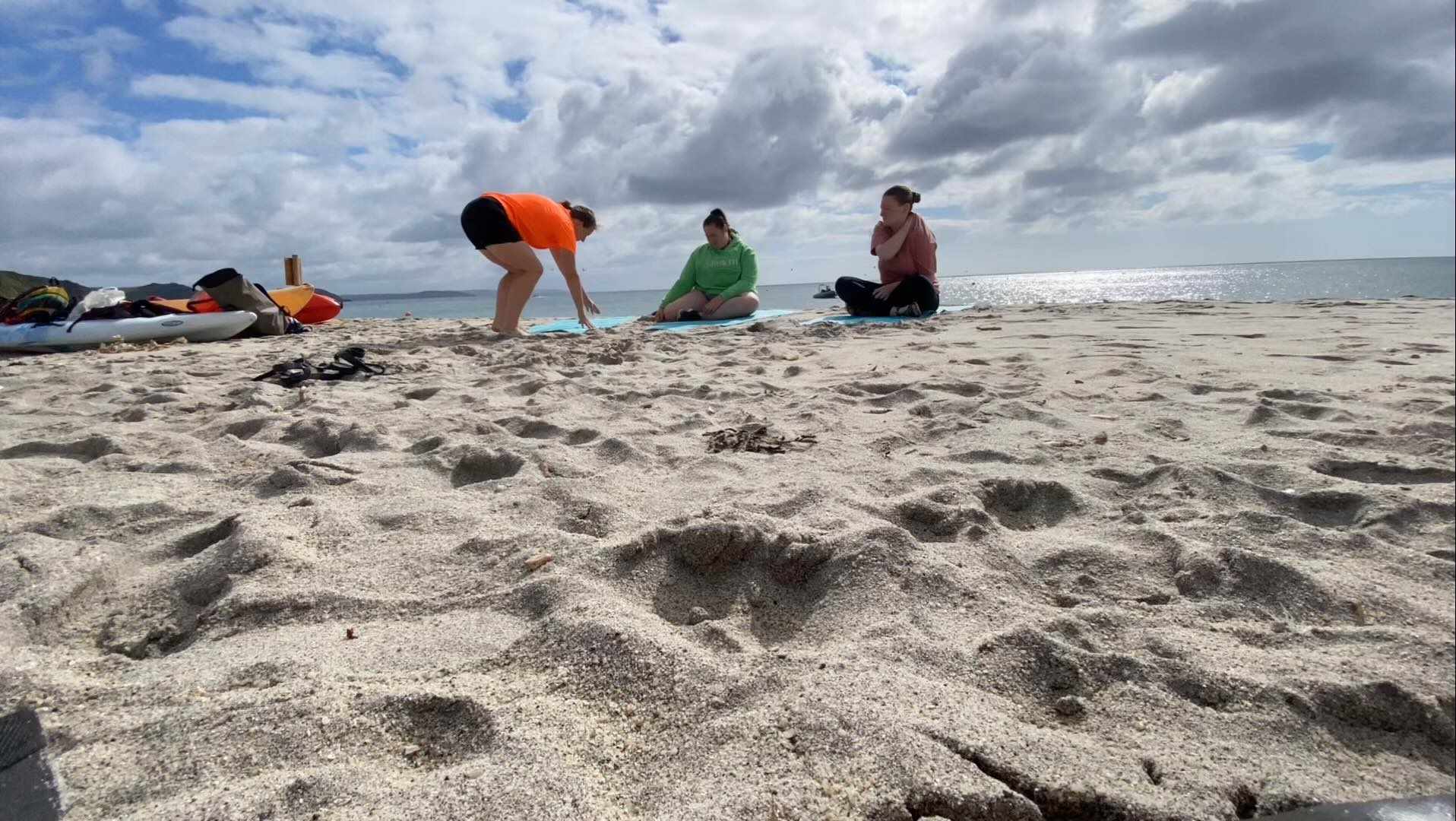 🌊 Yesterday’s Reconnect Project at Pentewan, St Austell, was truly inspiring! 🙌 Our young women’s group kicked off as usual with grounding techniques and yoga, setting the perfect tone for the morning. 🧘♀️
We then hit the water for an incredible kayaking session led by Kathy @wildwonderandwisdom, surrounded by the beautiful natural scenery. 🚣♀️ To top it all off, we gathered with hot drinks for a powerful conversation about menstrual health, expertly guided by Vic from @nature_me_inner_outer_cycles. 🌸 Learning about our bodies and embracing our cycles—this is where true peace and power lie. 💪
#ThisGirlCan #PositiveMentalHealth #BlueMind #TalkingAboutPeriods #kayaking #SharingExperiences #UnderstandingPeriods #periodpower #wildtherapy #yogaoutside #yogaonandoffthemat