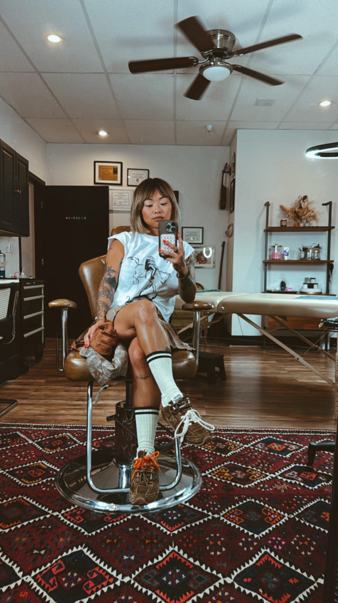 Had to sneak in a thirst trap to reset the algorithm.
I feel so blessed.
I love the art of cosmetic tattooing and restoring confidence in my clients, I love the demographic I serve, I love the location of where I work and the women that I work alongside. Grateful to have that in alignment. What a privilege it is to have the trust and support of many— Thank you for keeping me busy🧡
Also shoutout to my homie @_zackruben for the shirt ❤️🔥
