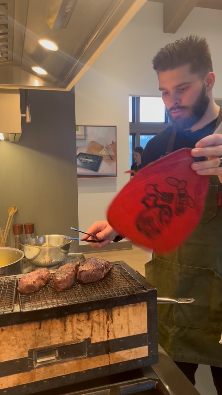 The spoils from a successful hunt was the theme for last night. The request was to feature elk throughout canapés during cocktail hour and on a few courses featured during the plated portion of the meal. This is the perfect example of the creative freedom that comes with this style of dining and one of the many reasons we love what we do!
#privatechef #privatedining #grandrapids #eater #jamesbeardfoundation #elkhunting