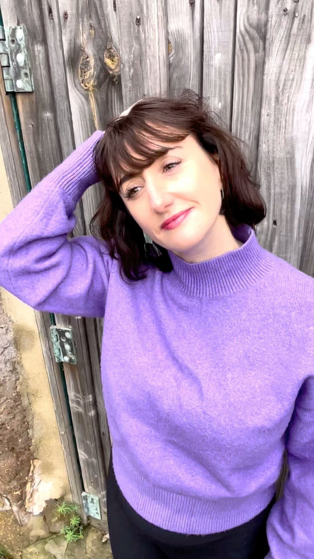 The impact of a personalised Capsule Wardrobe extends far beyond personal confidence. It’s like creating a ripple effect that influences your entire lifestyle and those around you. When you invest in yourself, you inspire others to do the same. My clients newfound confidence and reassurance of dressing to their true style has become contagious, positively affecting relationships, careers and overall wellbeing and not to forget the day to day joy of getting dressed 💃🕺🏻.