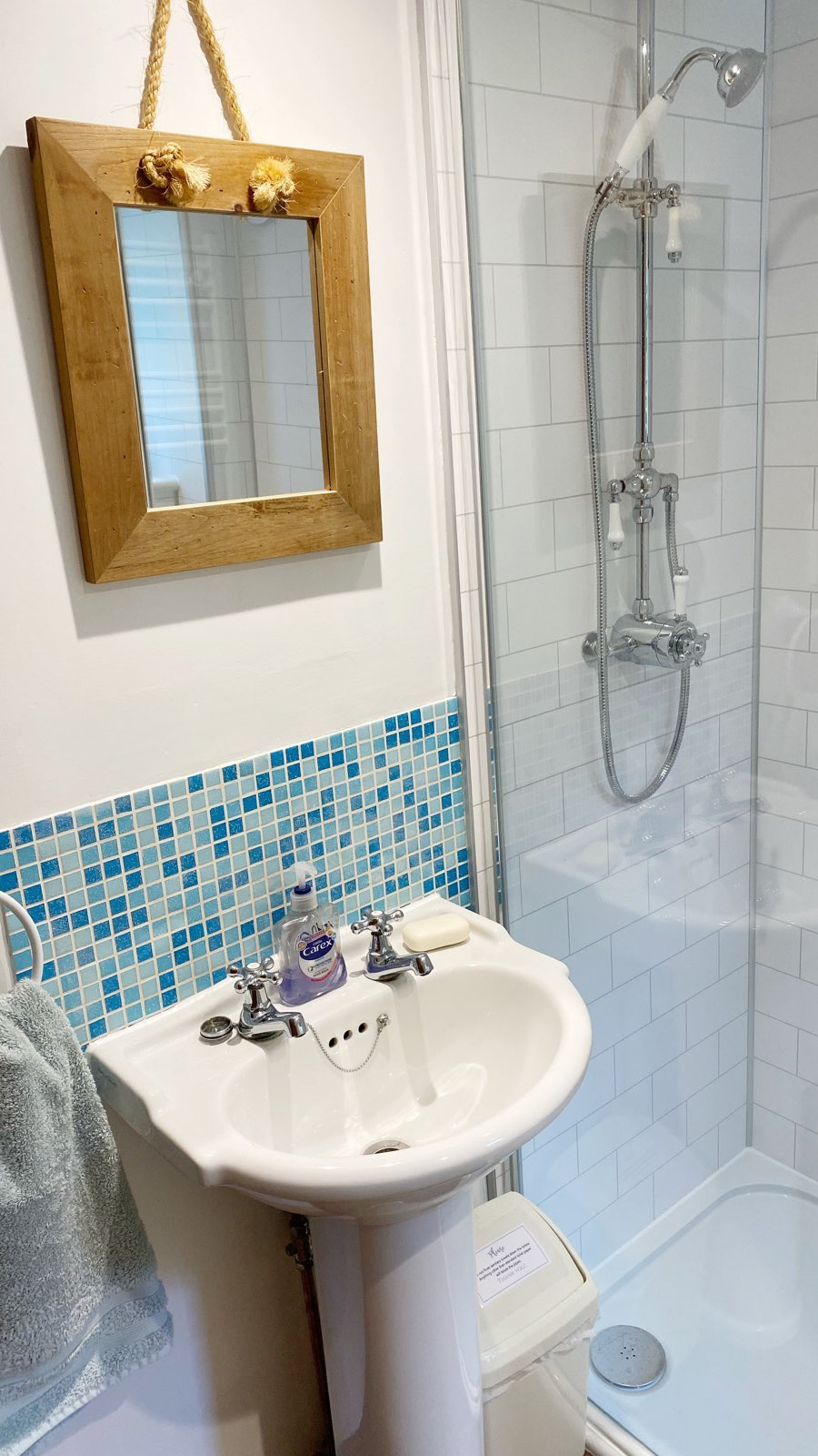 Our downstairs bath room now has a lovely new walk in shower!
#bathroom #showerroom #downstairs #accessibility #cottage #holidaycottage #wales #midwales #powys #llynhillyncottage