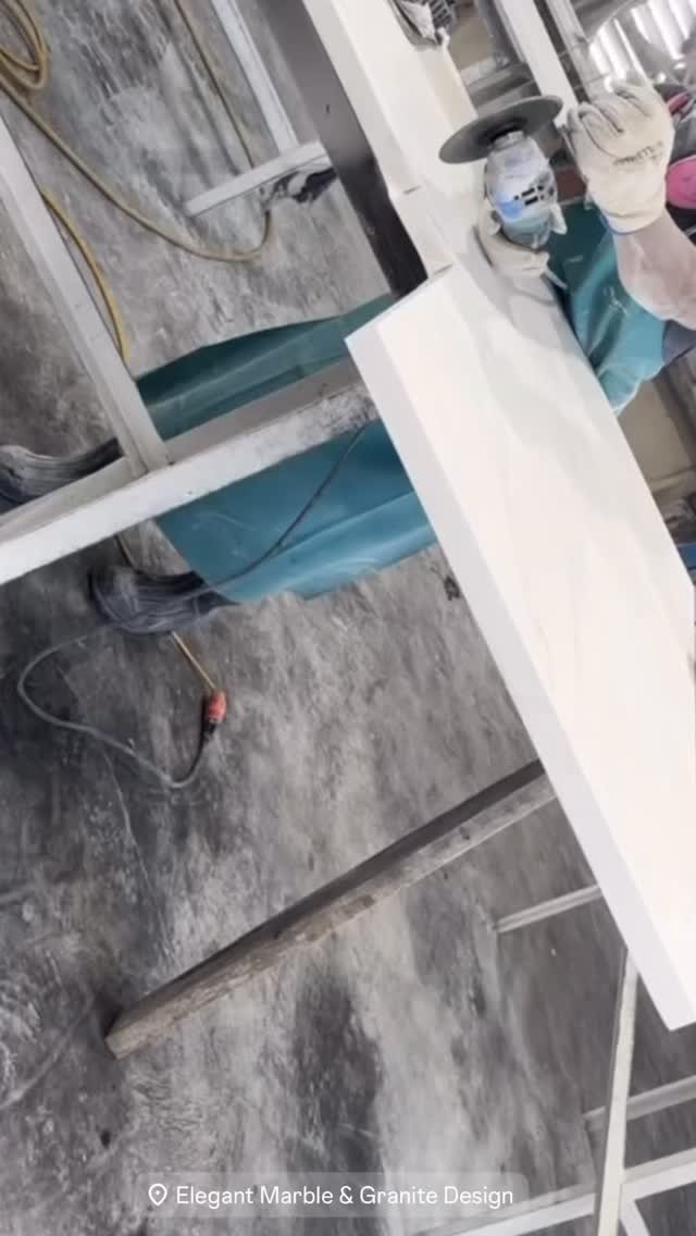 Work in progress! Cutting and fabricating this beautiful quartz slab for an upcoming kitchen transformation — stay tuned to see the final result!
#QuartzCountertops
#KitchenRemodel
#CountertopInstallation
#HomeRenovation
#KitchenInspo
#StoneFabrication
#DreamKitchen
#BeforeAndAfter
#CustomCountertops
#QuartzDesign
#KitchenGoals
#InteriorDesign
#SlabToKitchen
#ElegantSurfaces
#ModernKitchenDesign