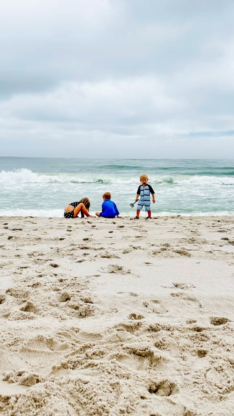 Jersey shore summers.
.
. #momblogger #workingmom #momlife #momofthree #motherhood #texasmom