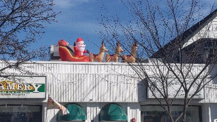 Happy Saturday from Santa! We're open for lunch till 3 :)