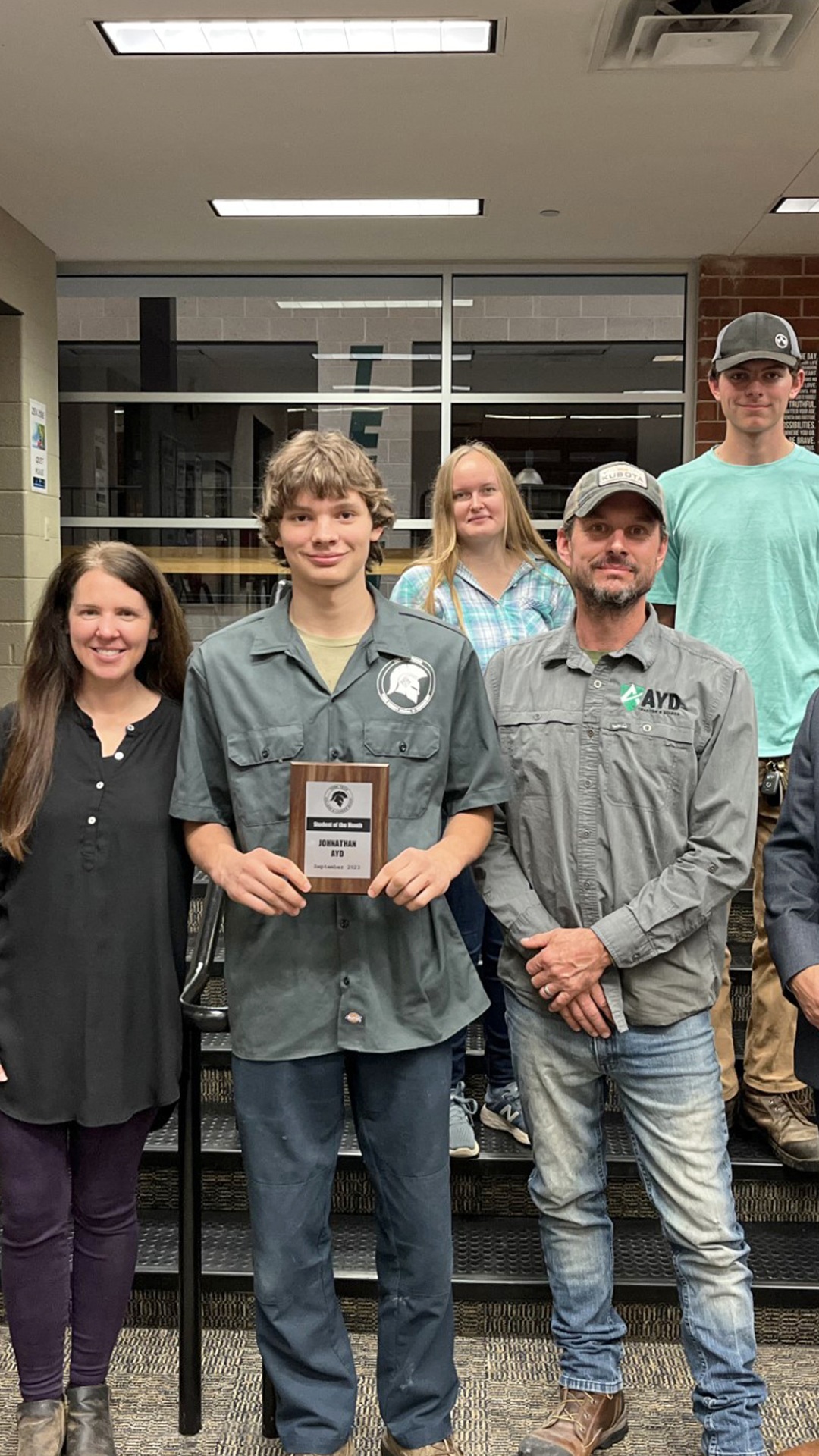 Congratulations to our students of the month for September!
⭐️Bianci Valenzuela
⭐️Johnathan Ayd
⭐️Isabella Weyandt
⭐️Jacob Rivera
⭐️Timothy Alder
We recognized all of the students during tonight's Joint Operating Committee meeting, and it was a pleasure to present Johnathan with his plaque in person. #YorkTechProud