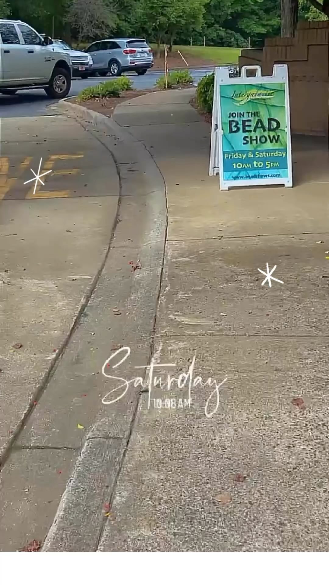 These weekend I went to the Intergalactic bead show.. I didnโt buy as much I would have normally but I got the chance to meet some really great Souls. I express my sincerest gratitude for the good conversations and most of all KNOWLEDGE that was given to me! #gratitude