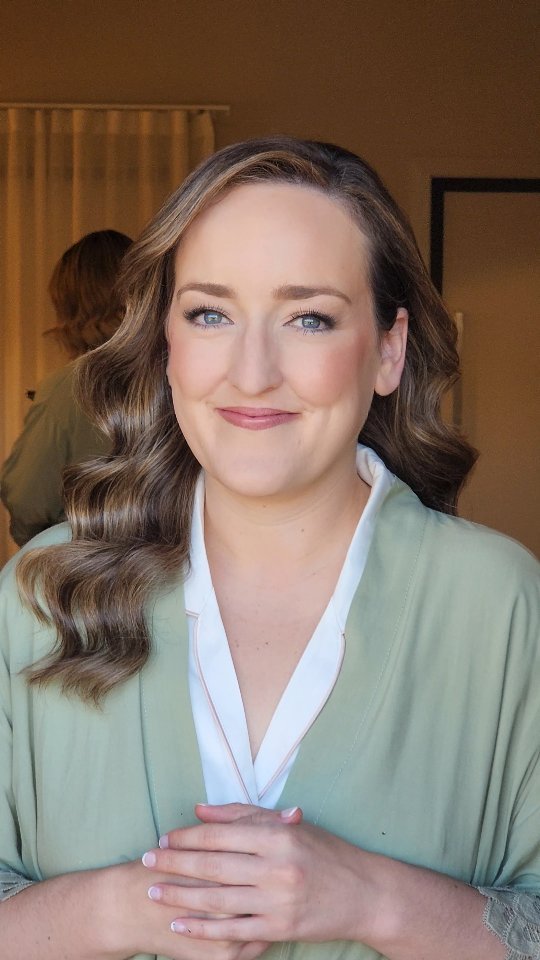 Hair for @jrandco.bridal
We were so lucky to be a part of Sophie's special day and she was even luckier to have won her dream wedding from @thetodayshow !! ✨️
Hair & makeup @jrandco.bridal
Venue @kangaroovalleybushretreat
Dress @embridalboutique
Flowers @blossomlove_floralstylist
#sydneymakeup #sydneywedding #sydneymakeupartists #sydneymua #sydneymakeupartist #sydneyweddingmakeup #sydneyweddingmakeupartist #sydneybridalmakeup #sydneyhairstylist #sydneyhair #sydneyweddinghair #weddingmakeupinspiration #weddingsydney #weddingmakeupartist #weddingmakeupsydneyhairstylist #sydneyhair #sydneyweddinghair
#weddinghairstylist #weddinghairstyle #weddinghairinspo #weddinghair #bridalhair #bridalinspo #bridesmaidhairstyle