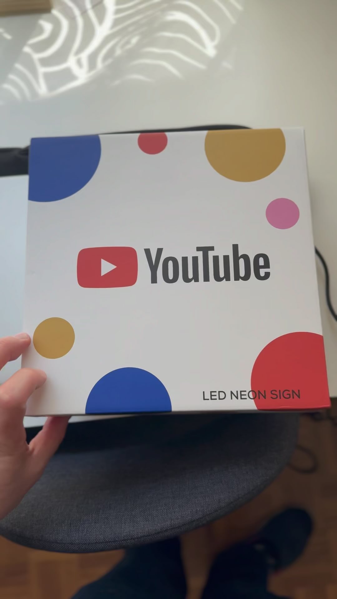 🇫🇷 Merci beaucoup @youtube @youtubecreators pour ce cadeau. Nous sommes heureux de présenter notre travail musical à travers la plateforme YouTube depuis 2012 !
🇺🇸🇬🇧 Thank you @youtube @youtubecreators for this gift. We are so happy to share our musical work throught YouTube platform since 2012!
#youtubehighfive #youtube #ensemblesottovoce