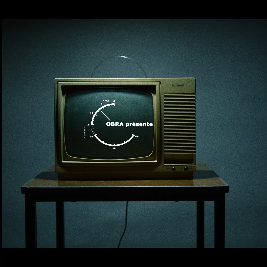 Alors, maintenant un teaser pour Bubble grâce à nos fabuleux amis et collègues, @videofeet
Retrouvez-nous au @theatregrandrond cette semaine et la semaine prochaine et d'autres dates dans le Gers dans les mois à venir !