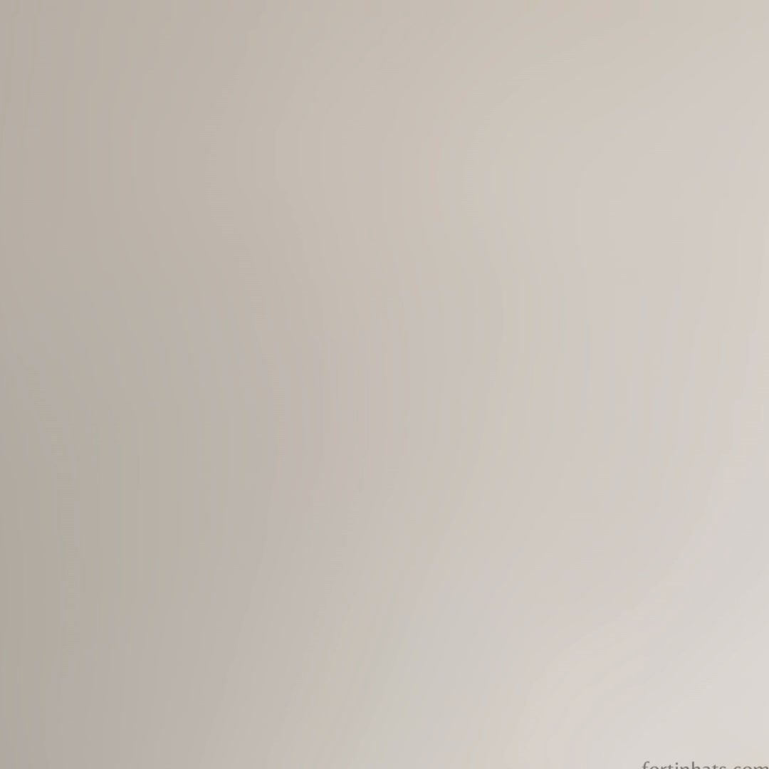 Today I had the pleasure of meeting Adam in the workshop. Adam's Akubra Traveller wasn't looking or fitting quite right and was in need of a little TLC.
After a morning drop-off, Adam's hat got a fresh reshaping, and now it's looking sharper than ever. 😎👌
Best part? Adam took it home the very same day! ⏰
Need a hat revamp?
Drop by and let's work some magic! 🔮
#HatReshaping #AkubraTraveller #ExpertCraftsmanship #SameDayService