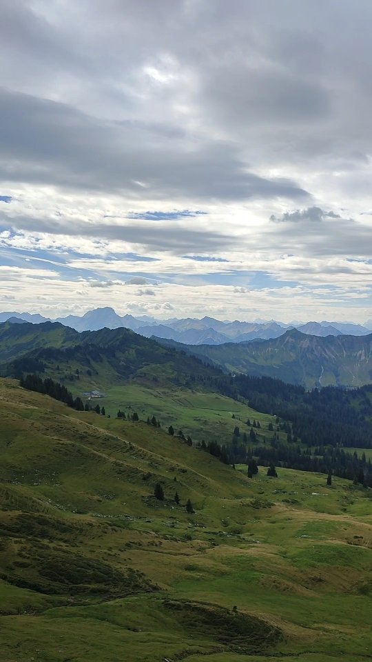 A year of travel & transitions
Actually life is all about transitions. We just forget about them, because most of the time we are hurrying around. From one thing the the next, one day to the other, from work week to weekend.
Instead of letting the present task/ person/ situation behind fully, our minds are already busy with the next to come. Maybe even our physical bodies.
How would it be, if you would be aware of the transition, go through it consciously by letting go whatever or whoever was there to fully dive into the experience of whatever and whoever comes next?
Traveling a lot means going through transitions a lot. By that time I would almost call myself a master of conscious transitions.
What helped me during my travels AND in daily life:
- taking my time + extra time (if you're as bad with time as I am)
- consciously saying goodbye to people and places and repeating it mentally while
- observing how people are leaving, eg by standing there waving while they walk or drive away and
- observing how I'm leaving, eg looking out of the window of the train (instead of immediately looking at my phone)
- consciously laying one task aside (for now) to do stomething else
- grounding myself and coming back to the present moment and my body before approaching the next to do/ want to do
Happy new years transition to everyone!
Danke an euch alle, schön, dass ihr da seid!