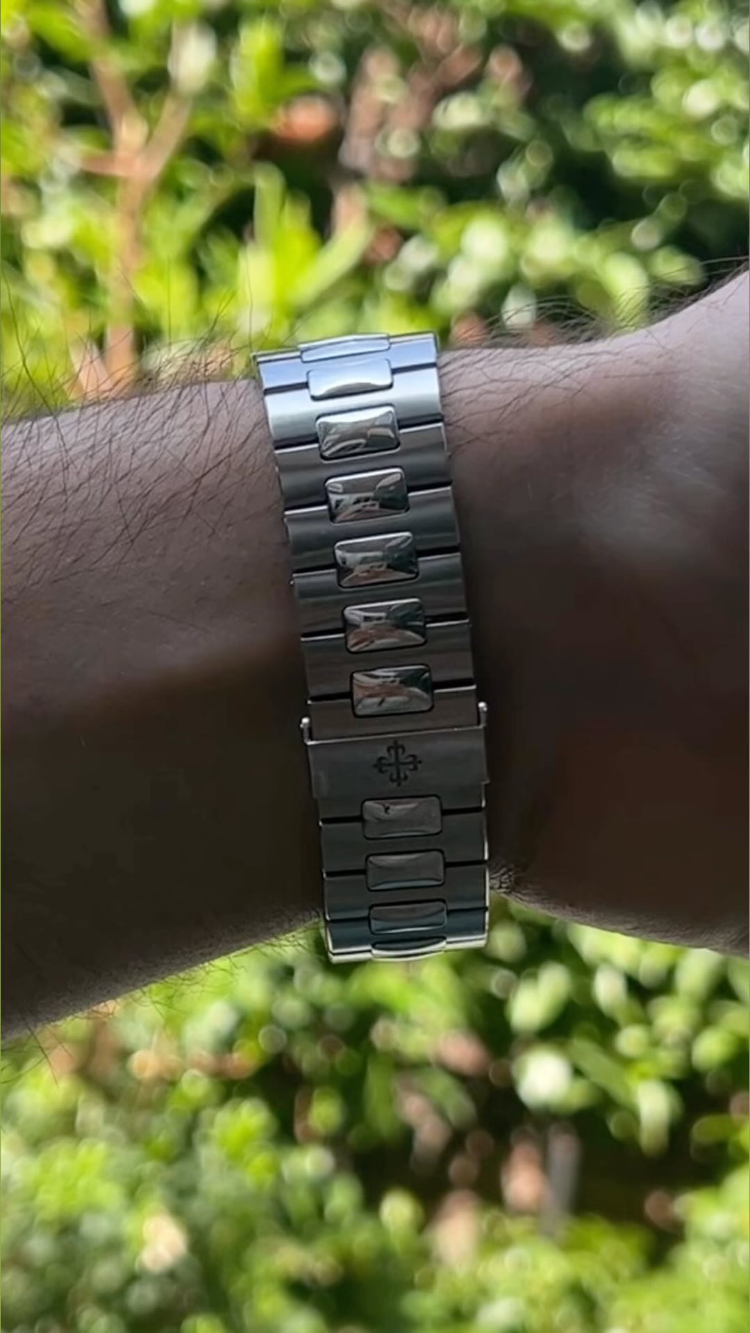 💙🖤🩶 Say no more. The beauty that is #5711
#patek #nautilus #ilovemyjob #funinthesun #watchesofinstagram #watchfam #5711/1A-010