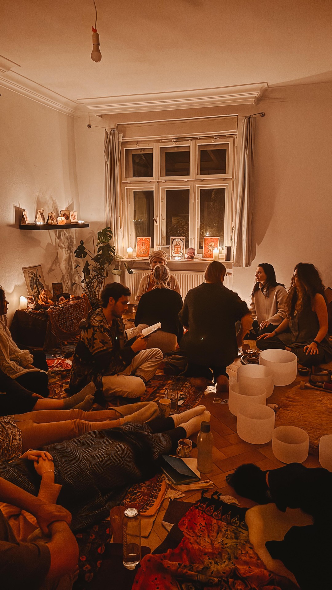 ✨ 10 Aj 🌽 ✨
Today’s offerings are for more stability in community & family. Celebrating the masculine energy today, had a little visitor. 👀🦆
Love & blessings to all of you, for being such an amazing and supportive community ✨🤎
•
Matyox, Mayu 🤎
Song: I’ll be gone - by Mayudelavida
#medicinewoman #peace🕊️#enjoylife #love #cacao #soundhealing #ixcacao #cacaoshaman #mayudelavida #mayacosmovision #ceremonialist #wateroffering #riveroflife