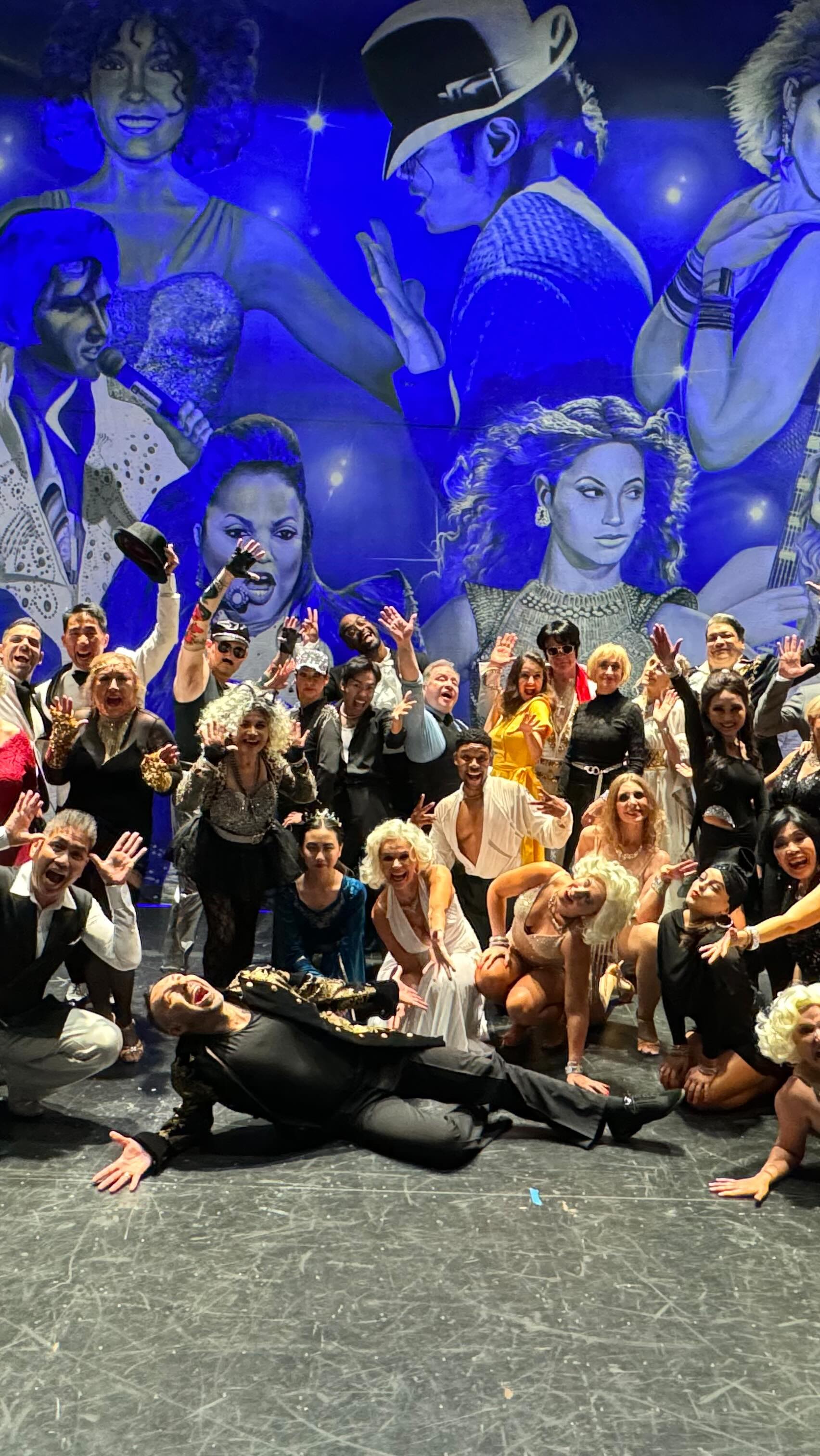 Some highlights from our last showcase Kings and Divas!! Thank you @marcusjohnson4719 for choreographing such a wonderful show and to everyone that came to watch and support our dancers!!
We are now auditioning for our next showcase - Art in Motion.. coming up on February 1st. Save the date!!
#showcase #centurydancesport #dancegoals #octustin #ocsmallbusiness