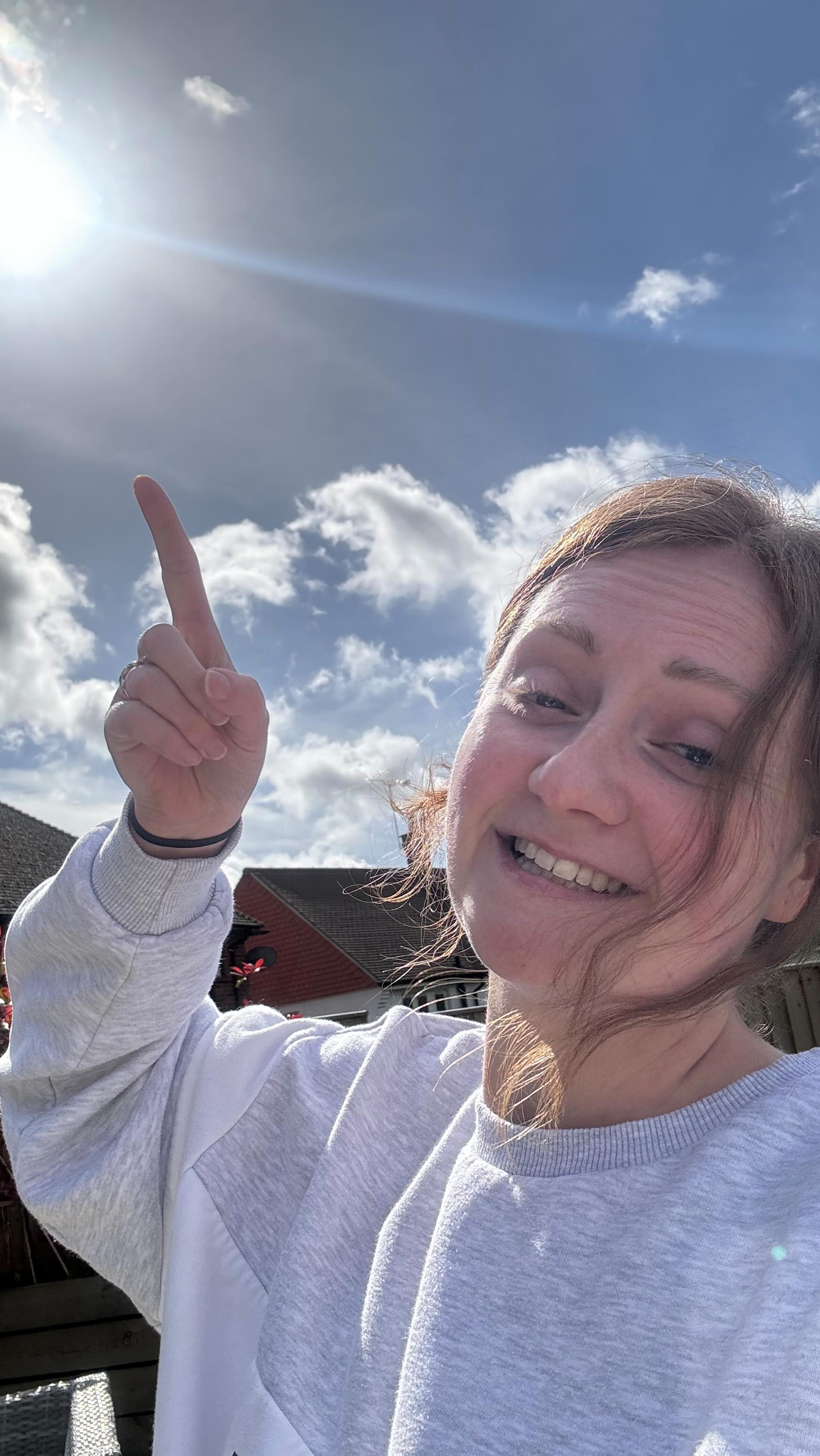 Happy Wednesday!
I hope there is sun shining wherever you are ☀️
Does the sunshine help keep you motivated??
#sunshine #springready #summervibes #wix #websitedesign #excitingthingstocome #smallbusiness #surreysmallbusiness #happyhumpday