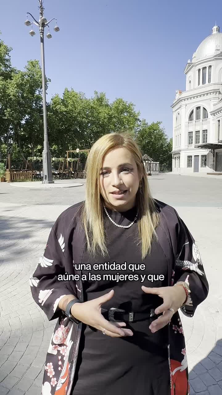 💜Nos encanta saber que estamos construyendo una comunidad que conecta y apoya la iniciativa de She Sounds. Así nos lo contaba @olga_basanta que como artista quiso formar parte de la audiencia de nuestras sessions.