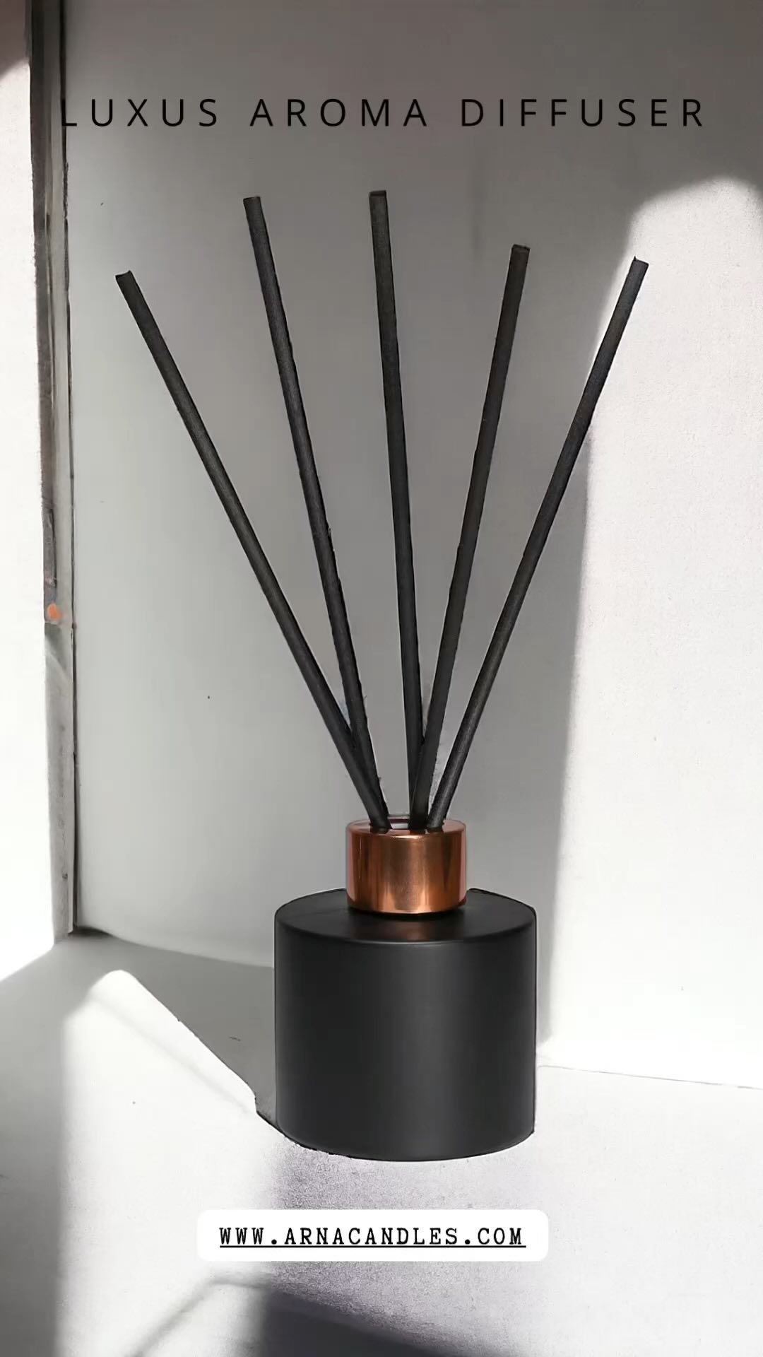 Erleben Sie Luxus in jedem Raum! Unser nachfüllbarer, eleganter Aroma Diffuser ist der perfekte Begleiter für Ihr Zuhause. Entdecken Sie den Zauber von Düften ohne Grenzen.
#arnacandles #luxuryaromas #aromadiffuser #raumduft #duftstäbchen #ravensburg