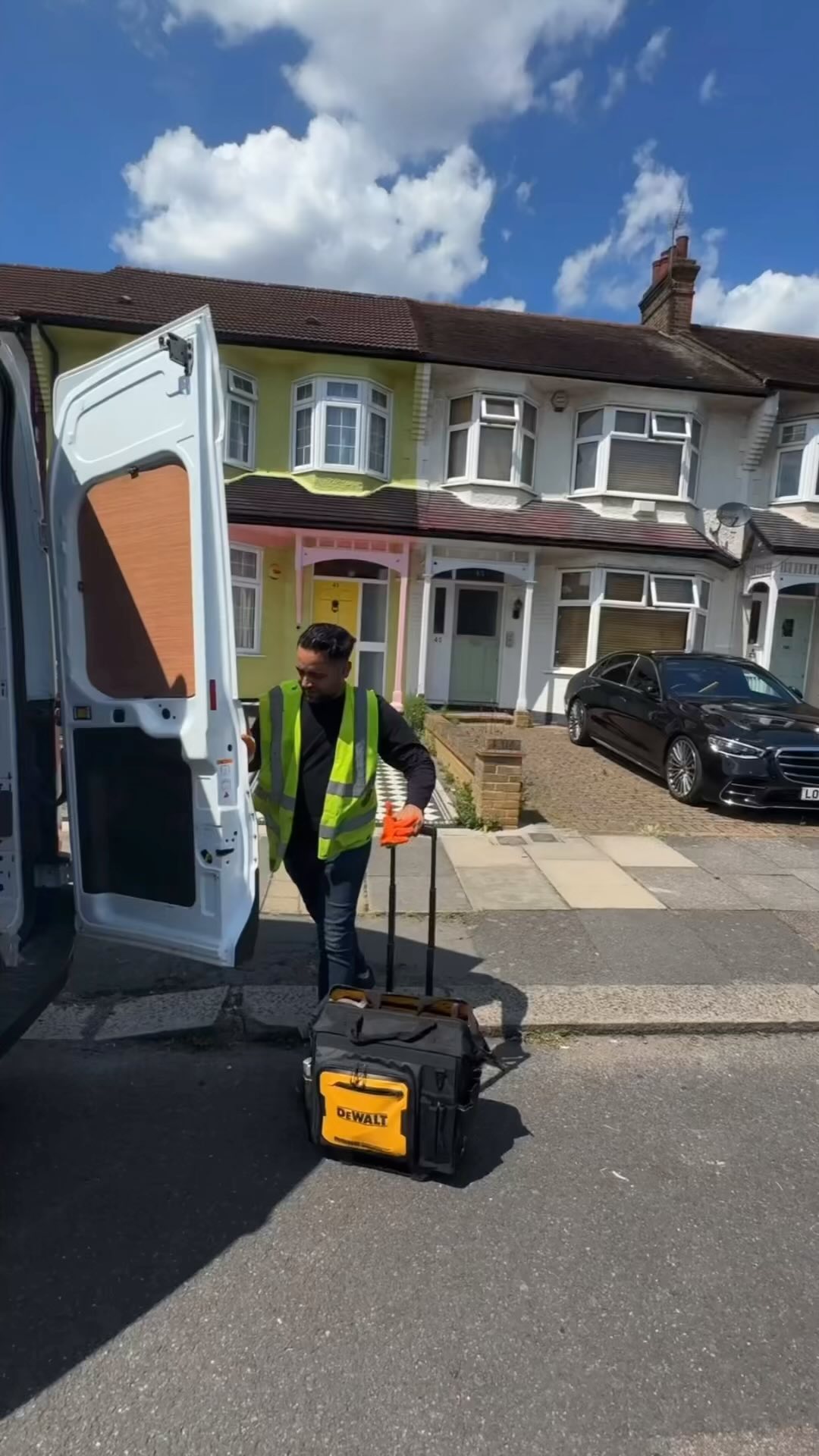 Flap & Dog Flap fitting service into any: Glass doors, Patio doors, Solid doors, Double glazing, Upvc, Wooden doors, We have a very competitive price, call us now for a free unbeatable quote.
(we don’t charge by the hour, nor do we have any hidden charges).
#cat #catlover #catlife #cats_of_world #london #londoncity #catflap #catflaps #dog #doglover #dogflap #dogflaps #catflap #catflaps #petdoor #installation