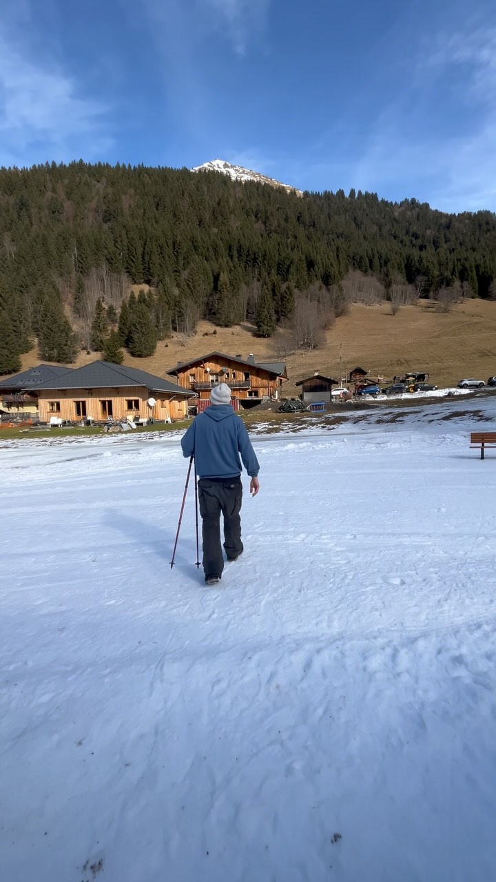 French ig•loo! 🤟🏻😎
#igloo #adv #hiking #views #mountains