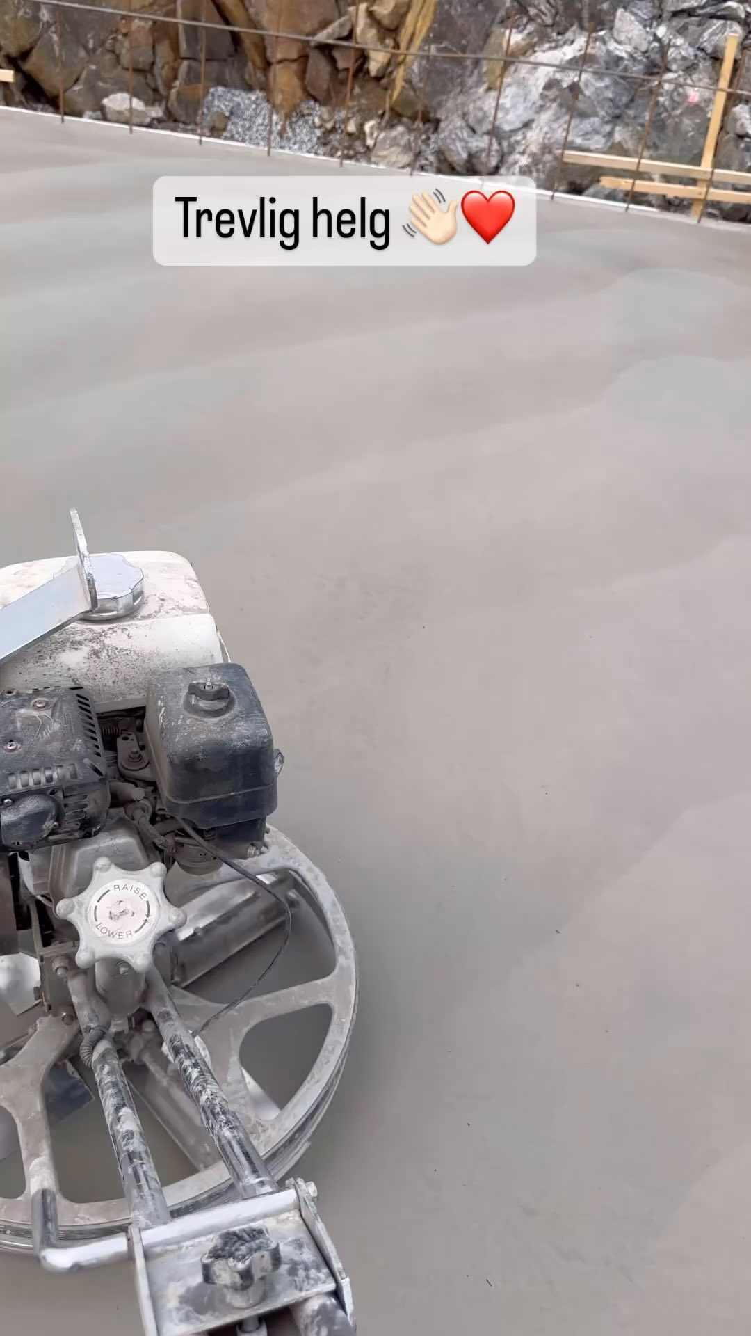 #Betong
@betontoolcompany #concrete #powertrowel