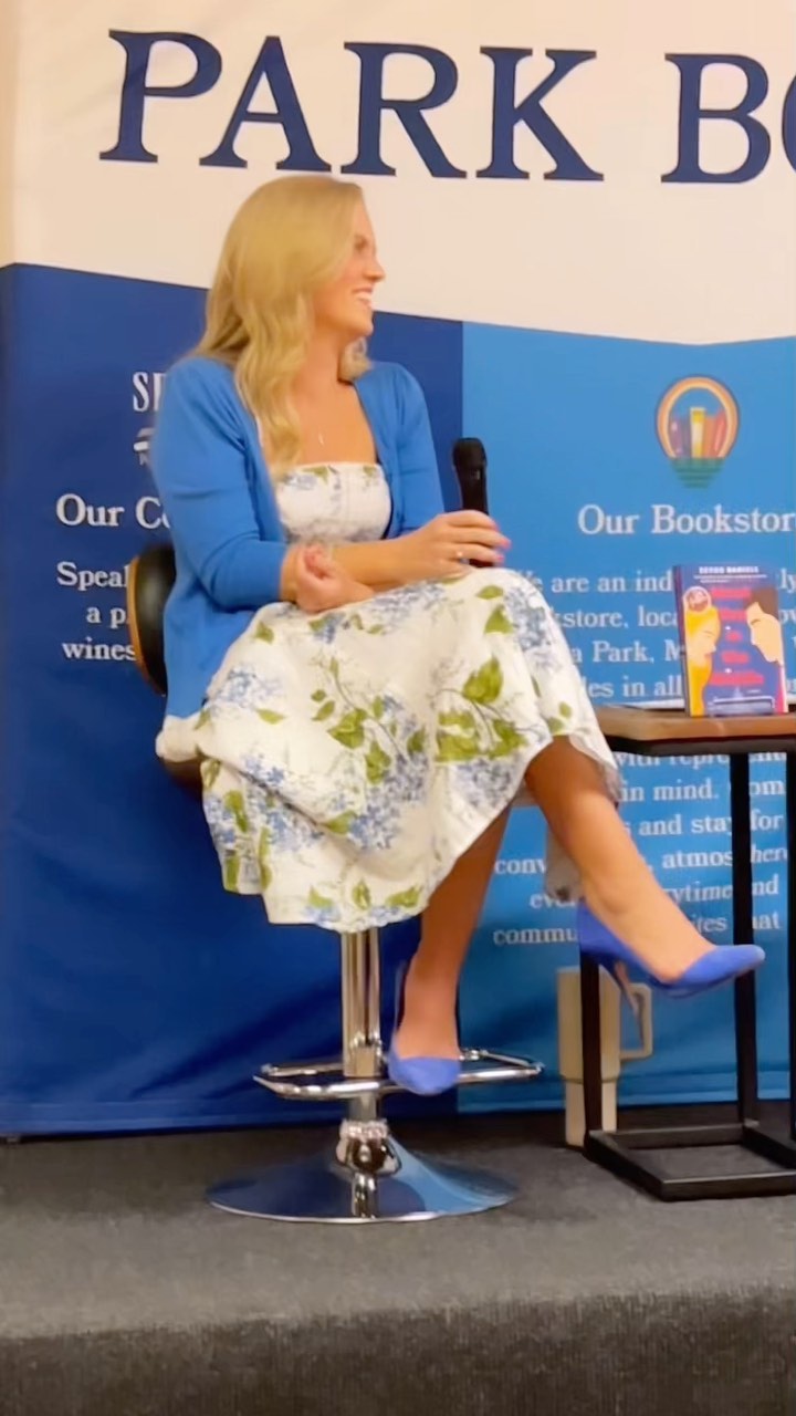 To everyone who came out for my launch event last week, I can’t thank you enough for your support! I had a blast chatting with all of you about THE ROM CON (& hopefully you enjoyed my husband’s and my antics 😜). It was lovely to finally meet so many of you in person after chatting here on Instagram! A special thank you to @parkbooksmd for hosting, and for putting on such a fantastic event. I was telling my husband that a launch party kind of reminds me of my wedding reception, in that I wanted to make sure everyone had a good time, and that to I got to talk to each person individually. I think we accomplished it! ✨
I appreciate all of you so much - you made my release week so special. My heart is very full. 🫶🏻💙