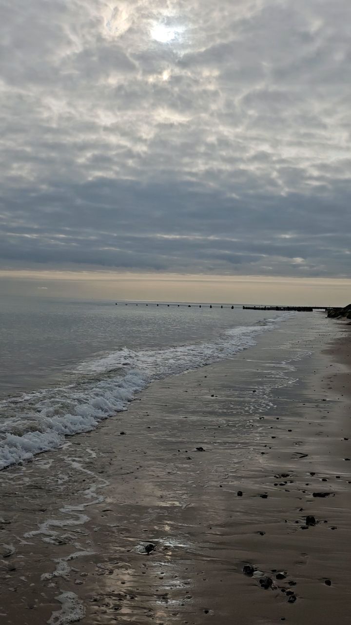 We are a local family who set up a business to support North Norfolk with its WIFI and BROADBAND issues! Getting a signal or fast broadband can be difficult. There are so many solutions that we can provide you with. Find out more at www.norfolkcomms.com
#norfolknorfolklife #aylsham #northnorfolk #norfolkcomms #northnorfolkcommunity #wifi #overstrand #holt #northwalsham #northnorfolkliving #solutions #nosalespeople #wordofmouth #fasterspeeds #mobilephone #mobilewifi #northnorfolkhomes #holidaylets #holidayrental #familybusiness