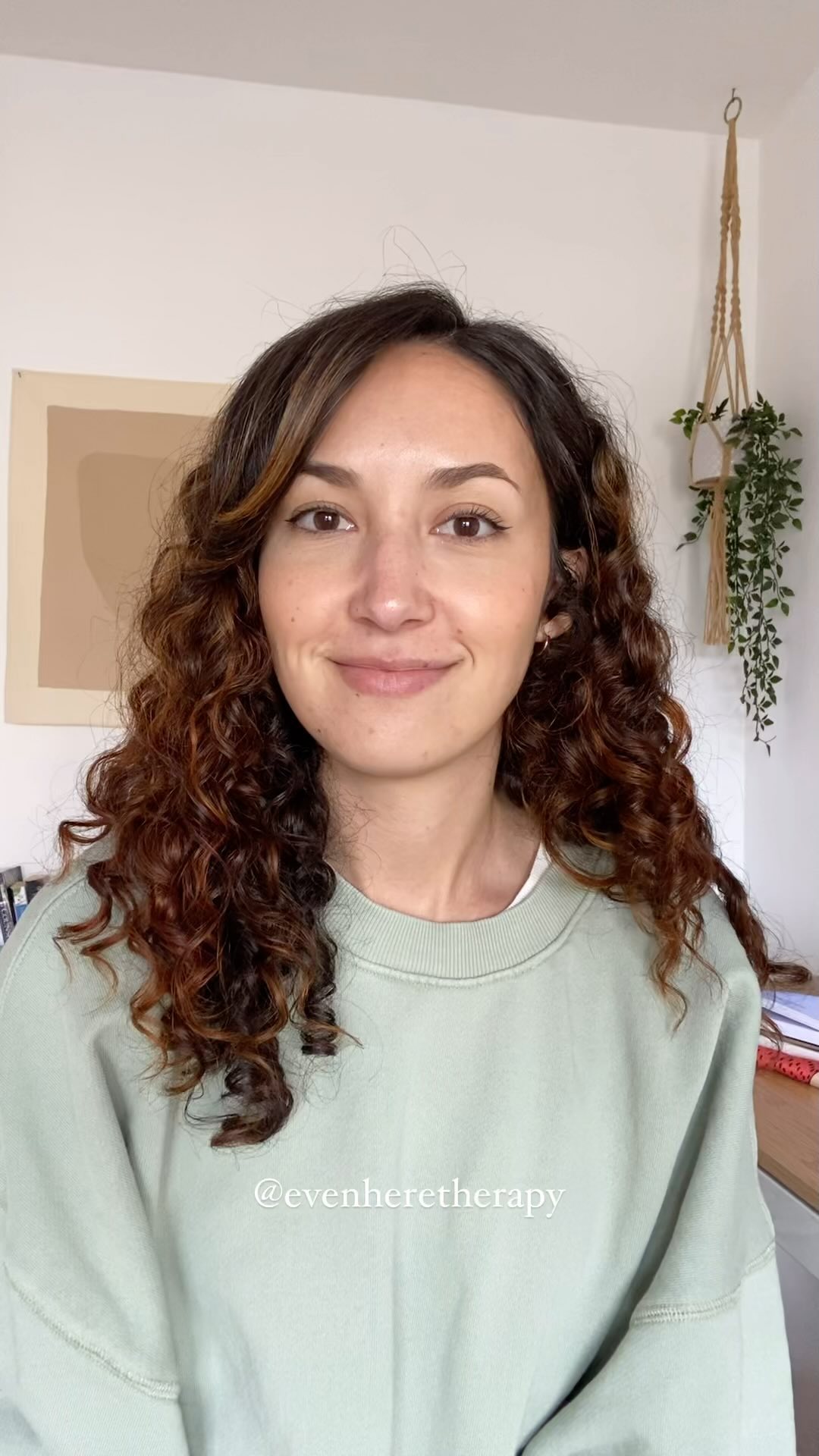 We hold onto distress in our minds and somatically in our bodies. Brainspotting helps us integrate parts of our experiences in a deeper way, by allowing the completion of our processing. 🧠