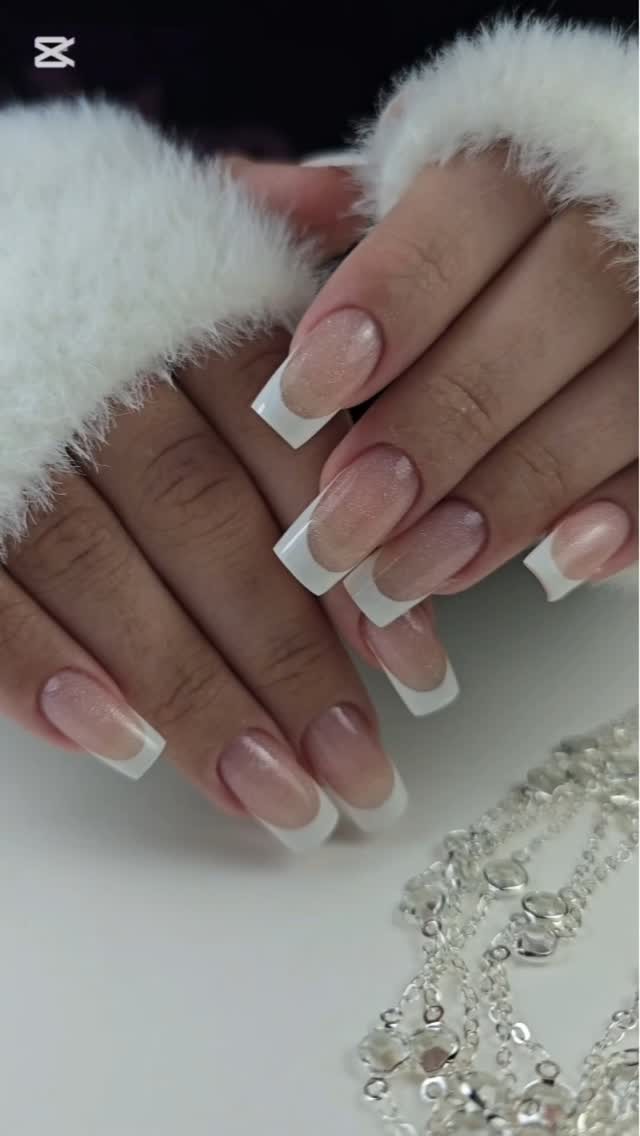 Little transformation from red long to shorter French Nails💕 all products used from @magneticnaildesign #magneticnaildesign #FrenchManicure #nailsbern