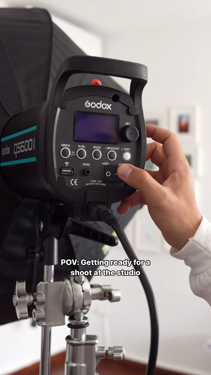 Let’s create content together at our studio!
We can help you with:
🧠 Planning and organizing your ideas
🎥 Short and long video content
👨🏻💼 Professional shots
📸 Product photography
✨ Making all your ideas come to life
DM us and let’s get to work 🤩
📍Hato Rey, San Juan
@iridescenceagency x @cualeslarisa
#photographystudio #studio #photostudio #contentcreation #contentcreator #estudiodegrabacion #estudiodefotografia #professionalphotos #productshots #portraitphotography #marketingagency #digitalmarketingagency #socialmediamarketing #socialmediamanager #videoeditor #agenciademercadeo #mercadeodigital