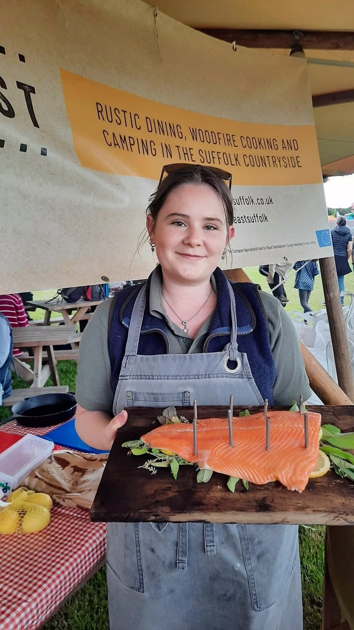 Here’s a cheeky round up of our time at the best county show in the country! @suffolkshow We might be biased because we’ve been coming for decades but still… we had so much fun with @rollin.embers showing lots of lovely people all of the amazing things you can do with fire!
If you like what you see come and join us for supper, a workshop or camping this summer! Links in bio!
#suffolkshow #suffolkshow2024 #woodfirecooking #suffolk #suffolkcoast #suffolkworkshops #suffolkdining