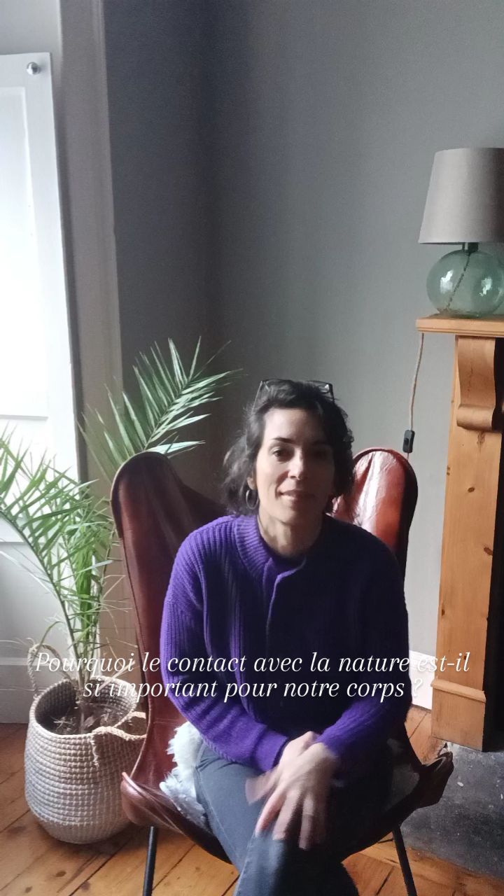 🇫🇷 Pourquoi le contact avec la nature est-il si important pour notre corps ?
1) Promeut les interactions sociales et 2) l´exercice physique
3) Permet à notre corps de fabriquer de la vitamine D au contact du soleil
4) Participe à l´équilibre de notre système immunitaire au contact des millions de microorganismes présents dans la nature
5) Supporterait notre santé mentale par la réduction du stress (tension et cortisole)
Alors ? Qui est-ce qui a prévu sa ptite balade ce weekend ?...😊🌳
#nutritionaltherapy #nutrition #nutritherapie #nutritioneducation #nature #naturelovers #santé #santénaturelle #nutritionfacts