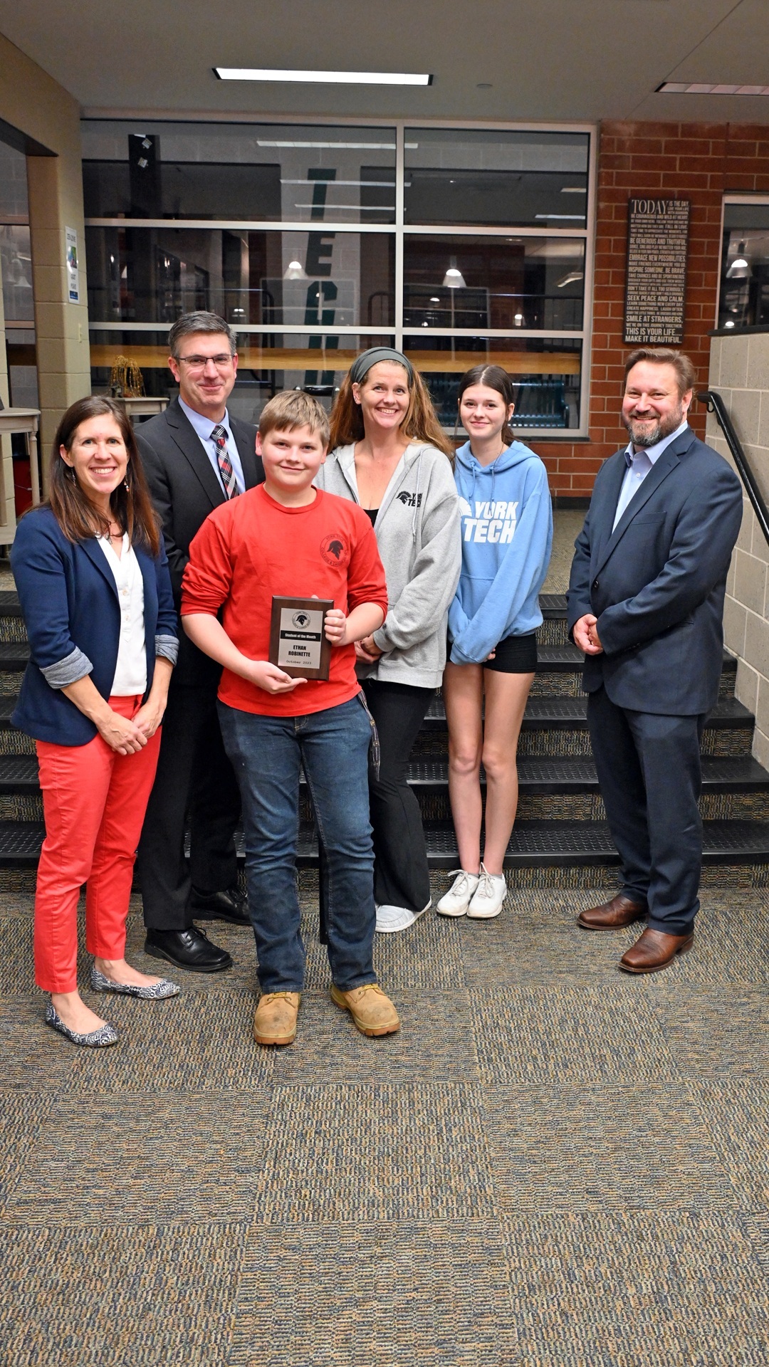 Congratulations to our students of the month for October!
⭐️Jeilin Done
⭐️Christian Herrera
⭐️Alexander Lukens
⭐️Ethan Robinette
⭐️Onnix Stancil
We recognized all of the students during tonight's Joint Operating Committee meeting, and it was a pleasure to present Ethan with his plaque in person. #YorkTechProud