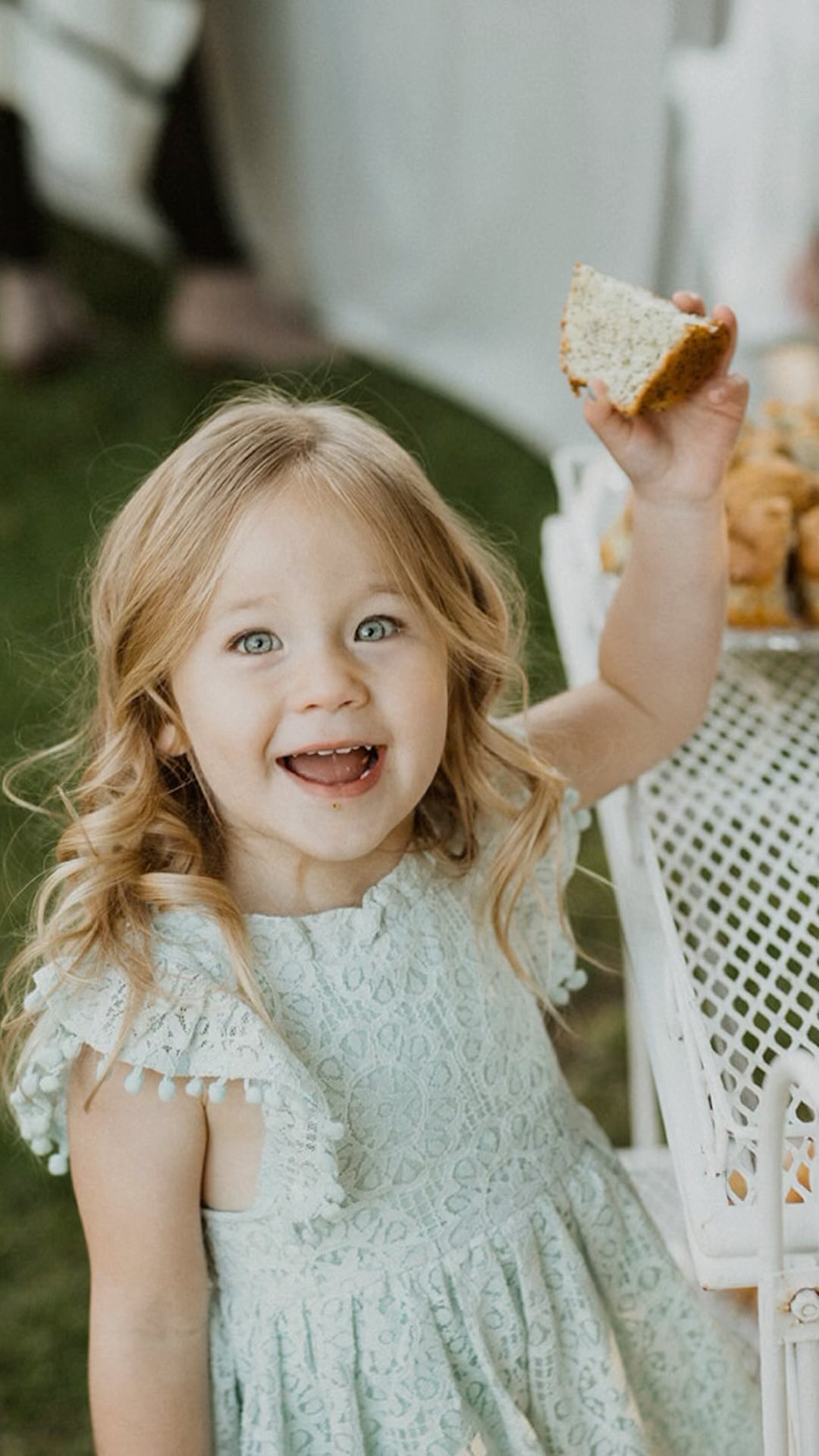 You’ll find life is worthwhile, if you just smile.”
—Nat Cole King
Life can sometimes be hard, but happiness is not a luxury for only a few. Smile when you can. You never know when someone needs a little something added to their day. A smile costs nothing, yet can be everything in a moment.
What makes you smile?
📸 @knotesinthepines
📷 @wildflowerphotoco
🎵 @djcooperbrown
🍽️ @beehive.catering
🍴 @fiorepizza
🍽️ @penguinbrothers
🍴 @vesselkitchen
💄 @whit_stringam_mua
💄 Grace
💇♀️ @manes_by_maddie
🗺️ Daniel Ranch
🗺️ @silverforklodge
🎂 @heatheroliver_cakes
🌷 @sweetwilliamfloral
💐 @tapestryfloral_
#Utah #weddingplanner #destinationwedding #utahwedding #utahweddingplanner #ido #engaged #destinationweddings #utahevents #utaheventplanner #Isaidyes #weddinginsporation #weddinginspo #summerwedding #summerweddingideas #mountainwedding #smile #smilemore #smilesmilesmile #smileeveryday #smile😊