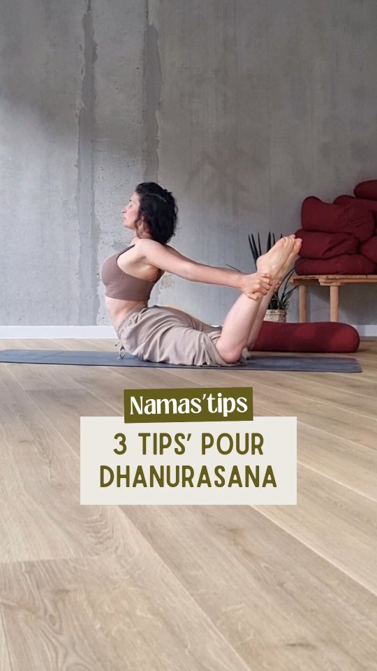 LES TIPS VERS DHANURASANA 🏹
Rappelle-toi que la posture n'est pas la destination. Concentre toi sur ton souffle, sur l'espace que tu créé, tes sensations.
Prends le temps de réchauffer ton corps pour voyager vers Dhanurasana :
🌬 Assure toi que ton souffle est libre de circuler
🧎♀️➡️Préserve le bas de ton dos : rétroverse ton bassin et travaille avec ton centre
👉🏻 Presse tes pieds contre tes mains : Cherche vers le haut avant de basculer vers l'arrière
🫀 Pousse le cœur vers l'avant et vers le ciel : savoure chaque respiration dans cette posture. Si ton souffle est coupé c'est que tu es trop loin dans la posture.
Je t'attends sur le tapis 😍 Tag @fanny.yogamayucha pour nous rejoindre dans Dhanurasana et évoluer ensemble
@yogabaiona
#Dhanurasana #defiyoga #openheart #yogapractice #yogadaily #backbend #yogabaiona #inhaleexhale