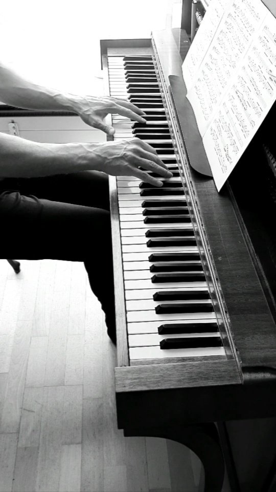 My latest release is part of my upcoming album CHOPIN'S LEGACY (June 30, 2023). You probably remember the original by Frédéric Chopin - in my arrangement it's called NOCTURNE NO. 20 IN C-SHARP MINOR, OP. POSTH. [REWORKED).
.
Please enjoy on every streaming platform worldwide.
.
#artistoftheweek #classical #classicalcomposer #classicalmusic #classicalmusician #classicalmusicians #classicalpianist #classicalpiano #pianist #pianists #pianistsofinstagram #piano #pianoart #pianolovers #pianoplayer #pianoplayers #pianosolo #talentedmusicians