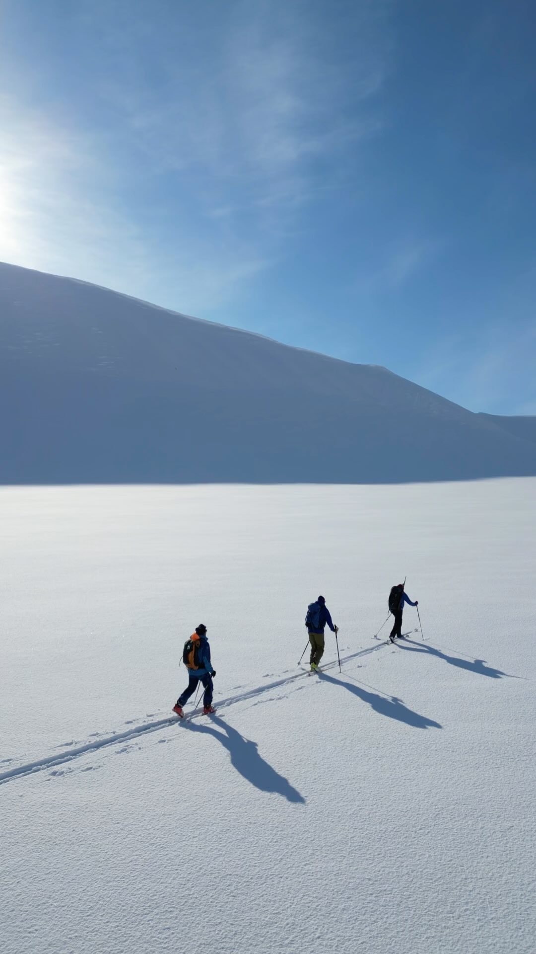 Svalbard Islands 🇳🇴
One of the greatest descends ever recorded!
#freeride #svalbard #svalbard #powder #freeskiing